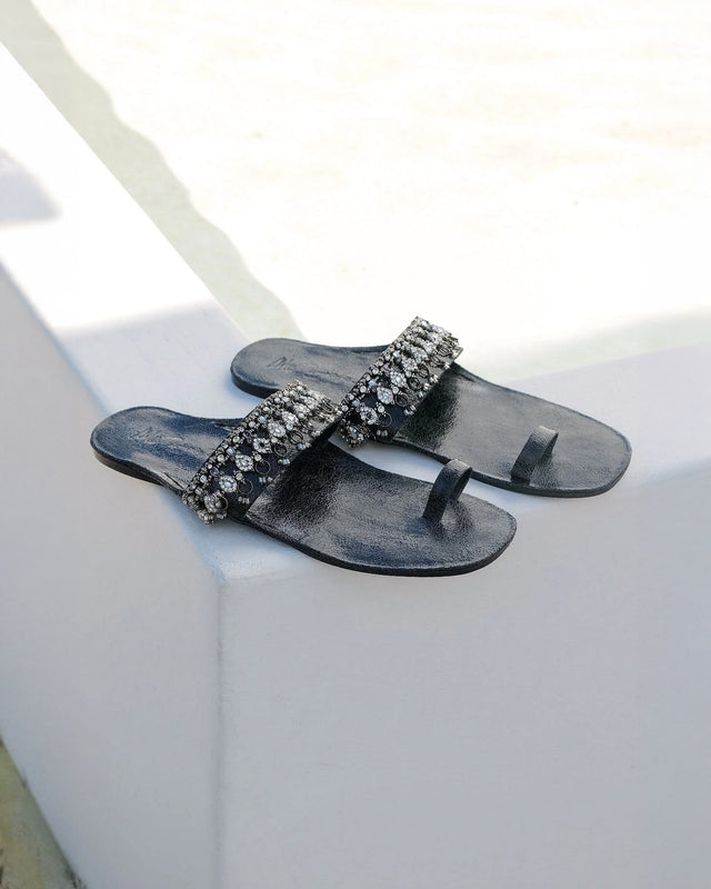 Agar Shoes - Black - Image 1