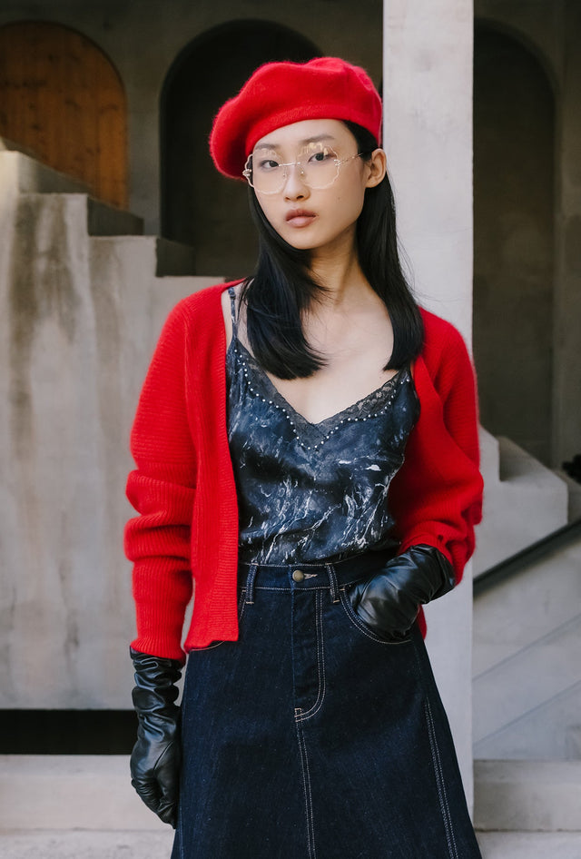 Cardigan rouge doux, ample et léger pour un confort enveloppant - Pulls & gilets Mes Demoiselles - Image 2