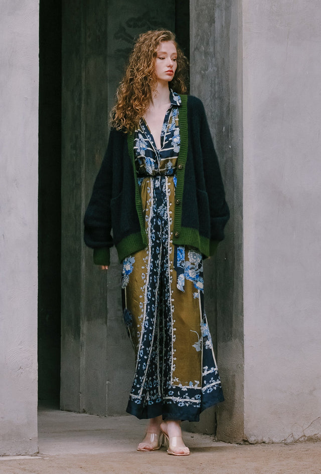 Cardigan bleu marine décontracté, style collège chic et confortable - Pulls & gilets Mes Demoiselles - Image 1