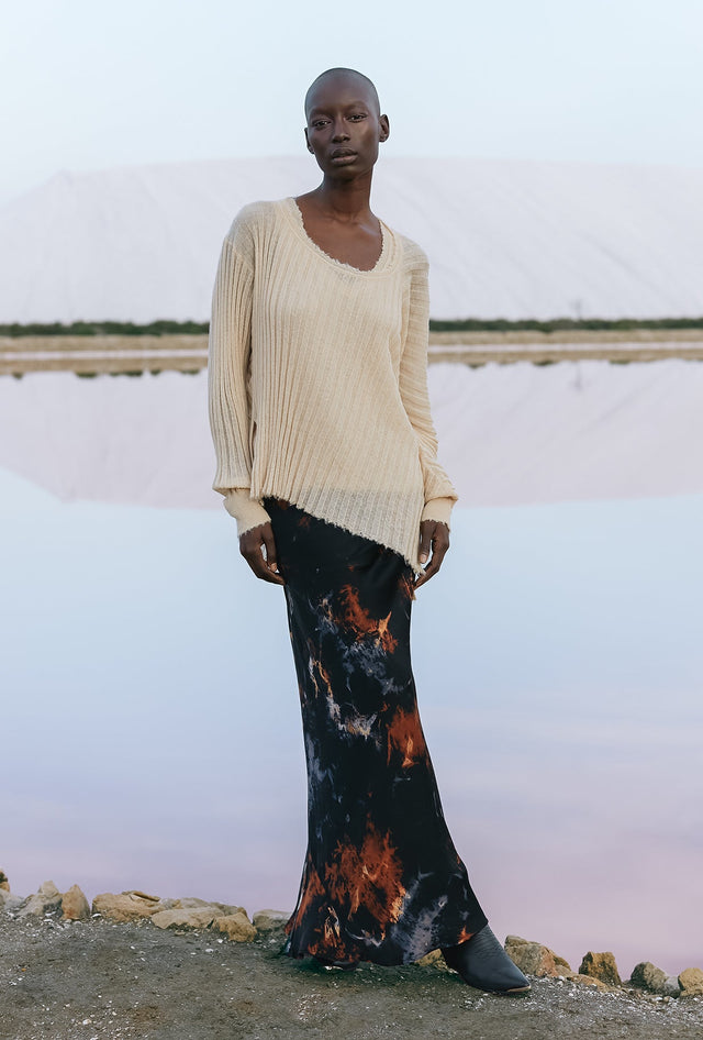 Pull écru, col V, ample, manches chauve - souris, ceinture à nouer - Pulls & gilets Mes Demoiselles - Image 1