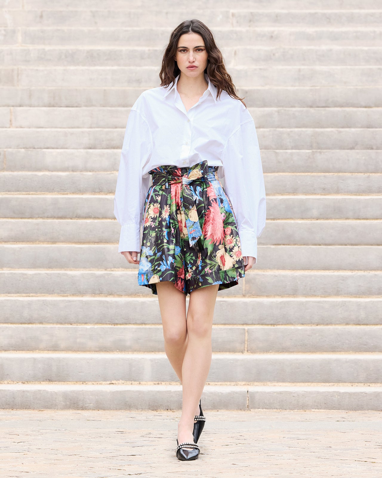 Short Reine - Black - Image 1