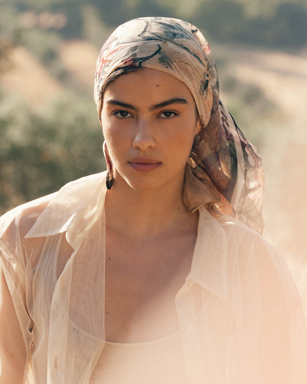 Foulard en Viscose Chiffon – Imprimé Baroque Multicolore : Accessoires Mes Demoiselles - Image 3