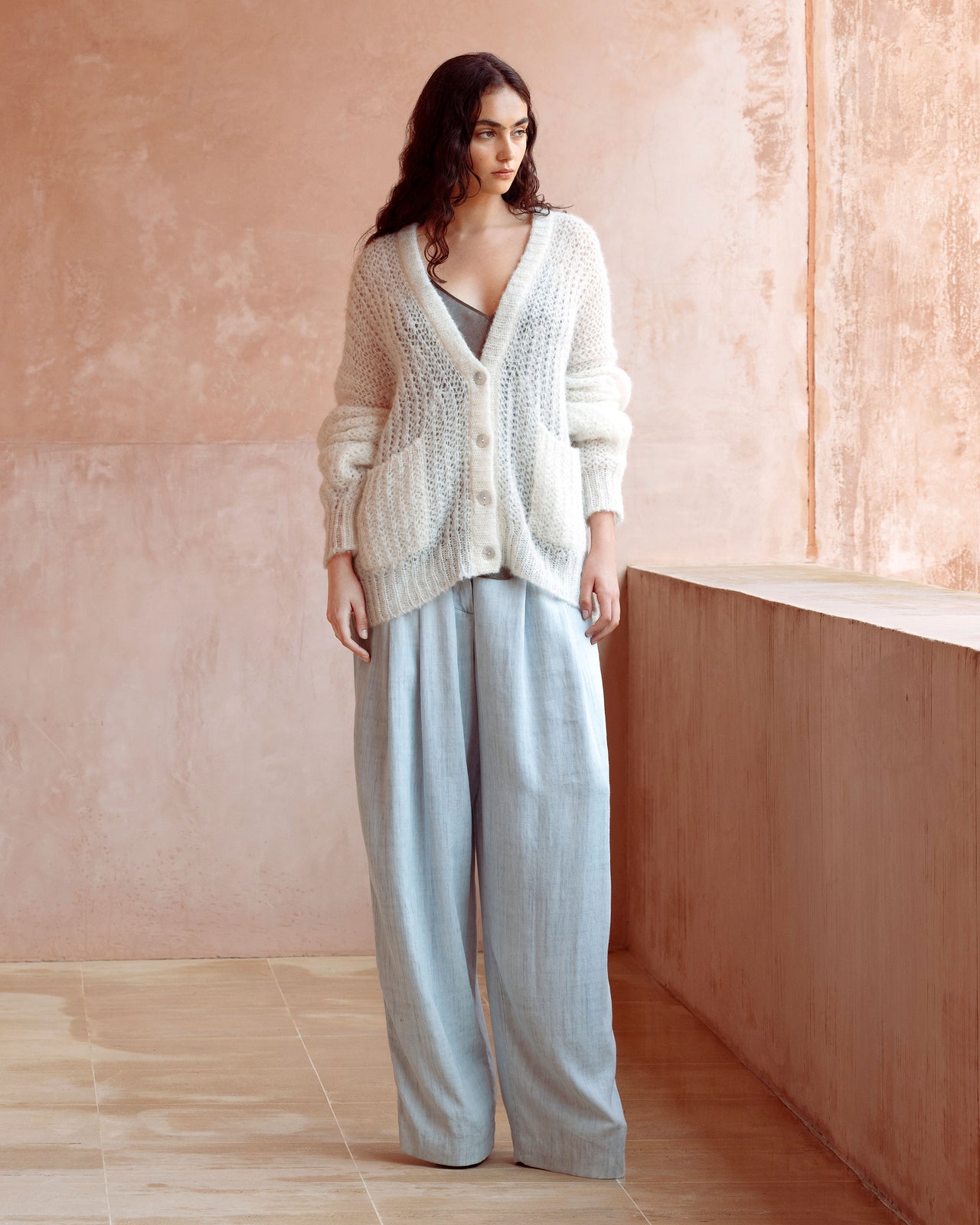 Cardigan ivoire en alpaga brossé : Pulls & gilets Mes Demoiselles - Image 1