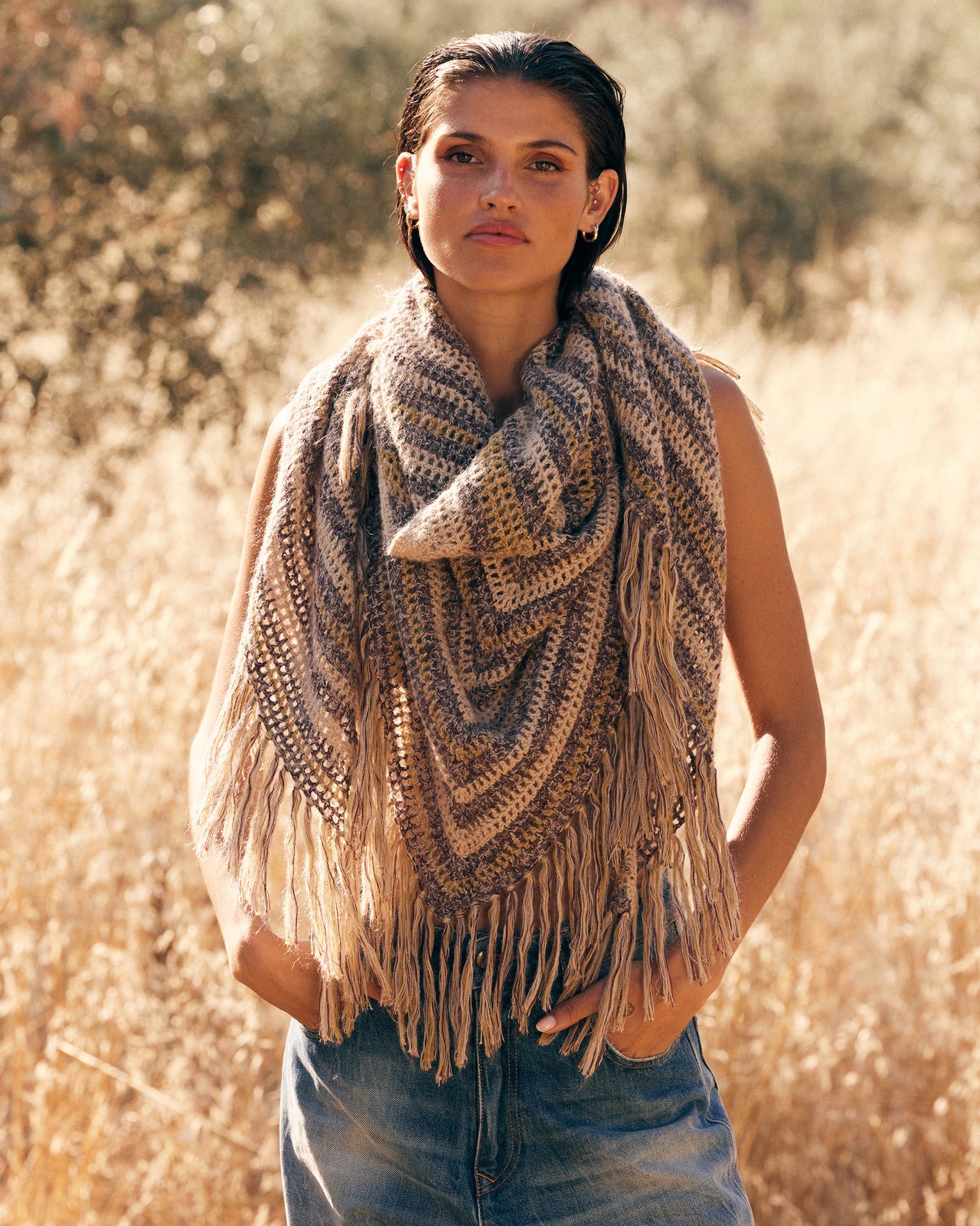 Châle en mohair purple et jaune crocheté main – douceur enveloppante : Accessoires Mes Demoiselles - Image 1