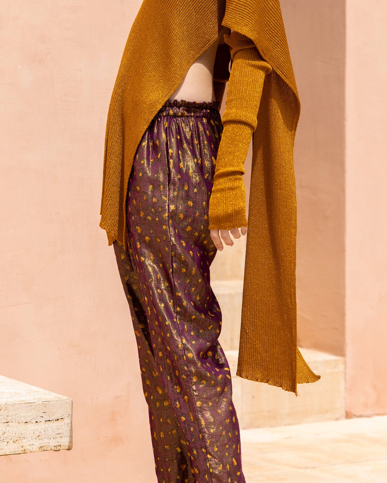 Pantalon en viscose et lurex imprimé : Pantalons & combinaisons Mes Demoiselles - Image 2