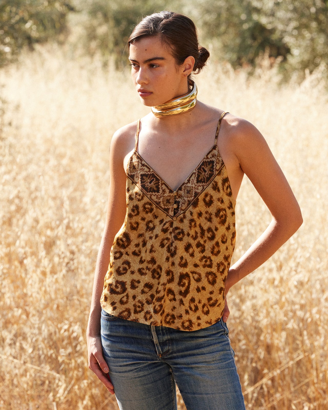 Top en Viscose Jacquard – Imprimé Panthère & Détail Délicat : Chemises & tops Mes Demoiselles - Image 3