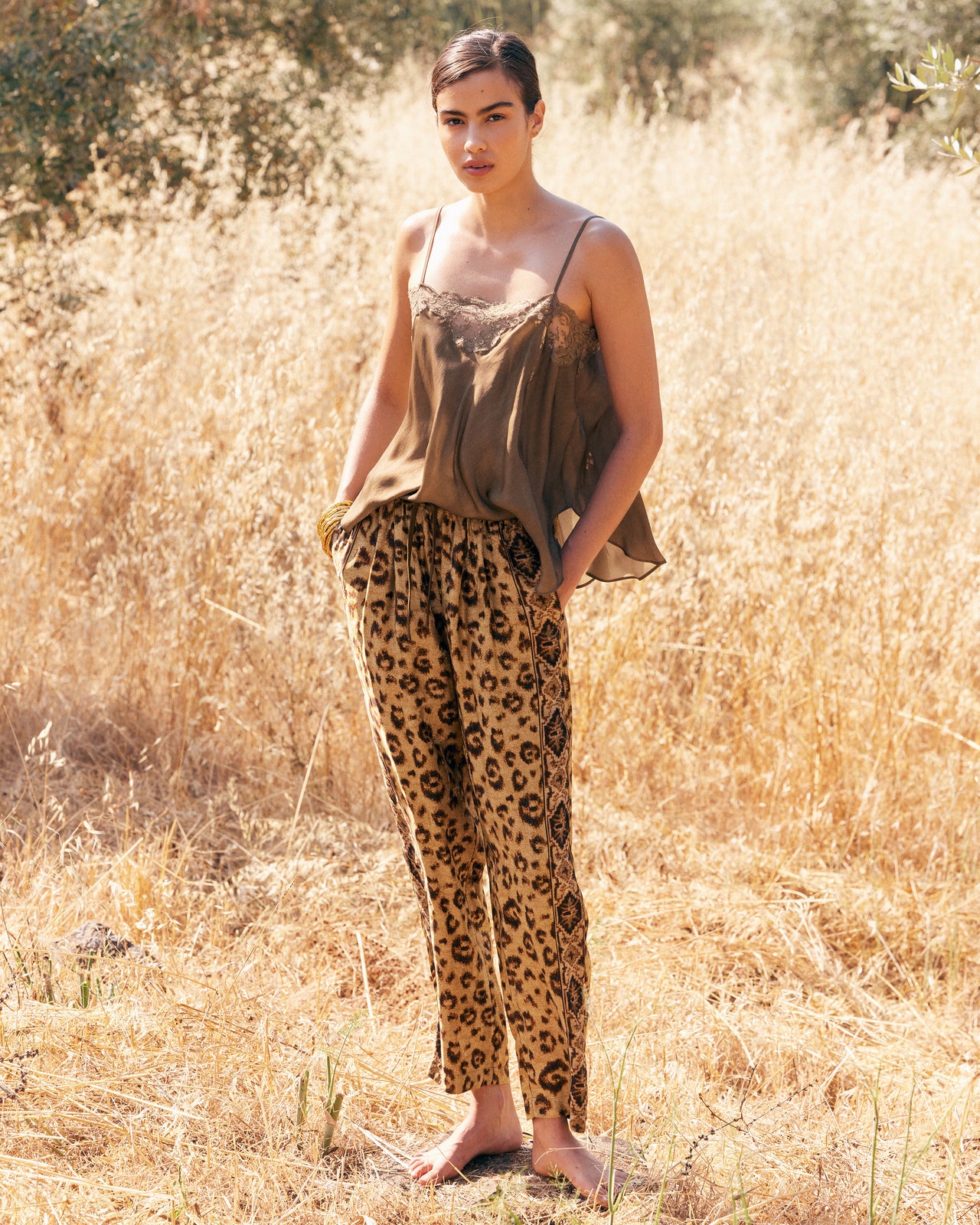 Pantalon Droit en Viscose Jacquard – Imprimé Panthère : Pantalons & combinaisons Mes Demoiselles - Image 1