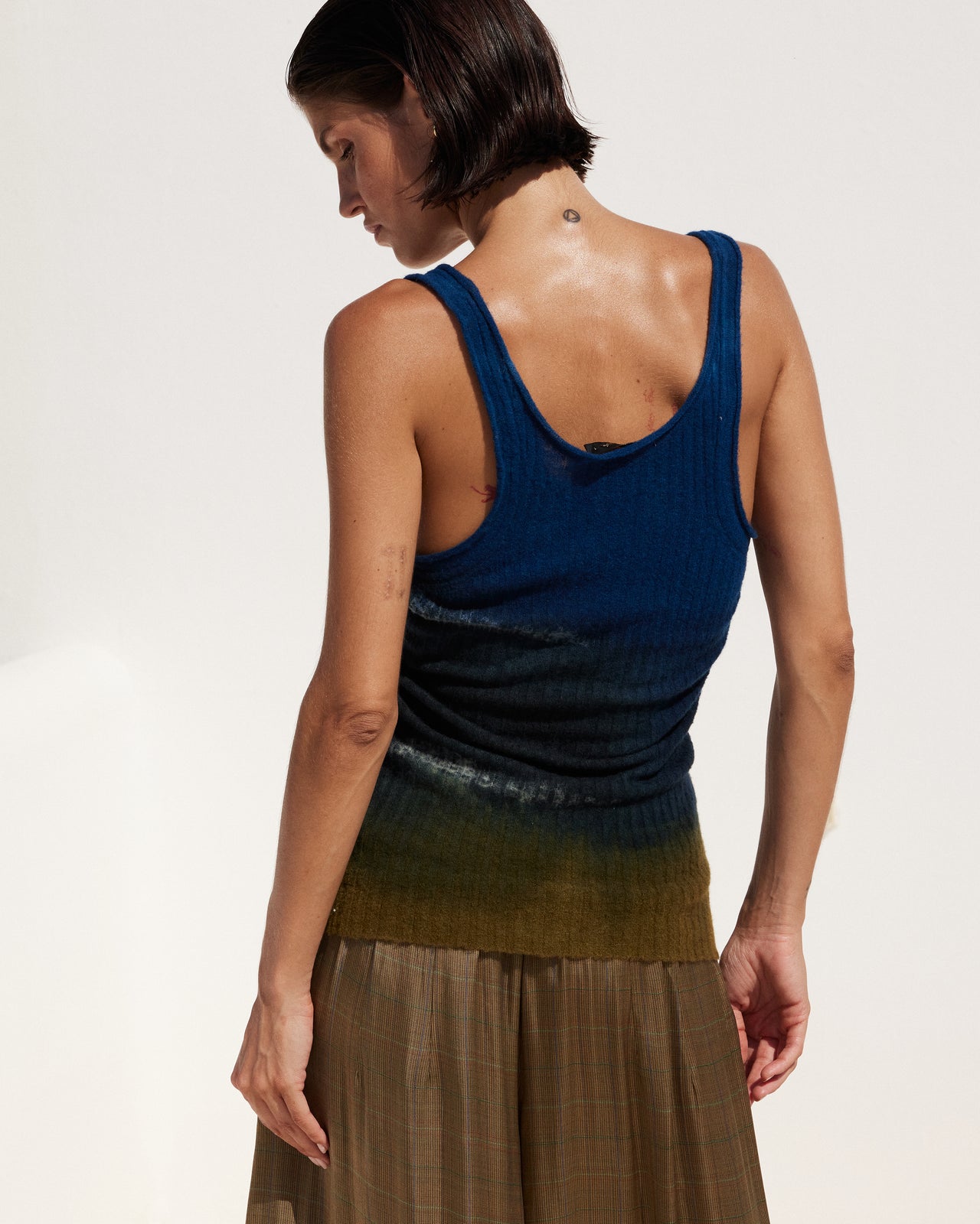 Top Lupter - Vert : Débardeur en laine tie & dye - Bleu Kaki Mes Demoiselles - Image 10