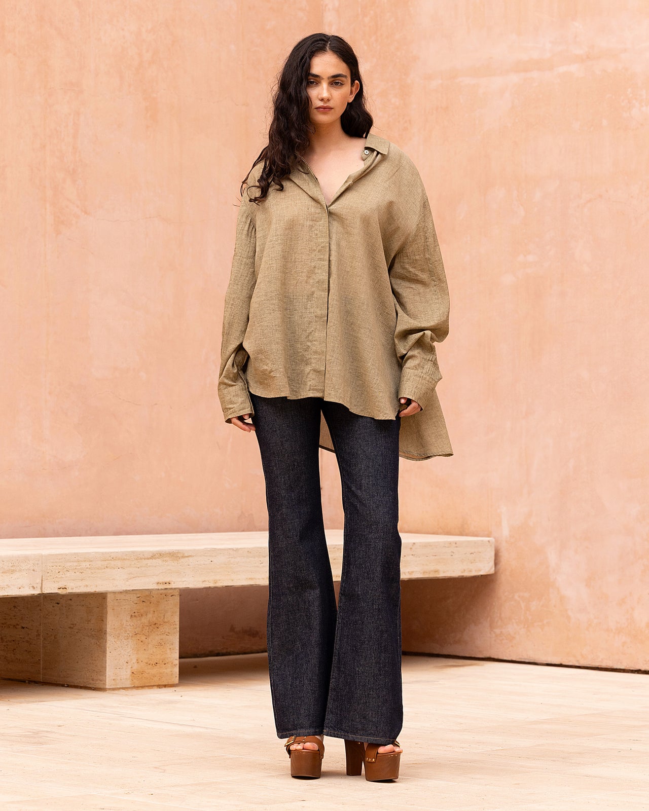 Chemise en coton biege structurée : Chemises & tops Mes Demoiselles - Image 1