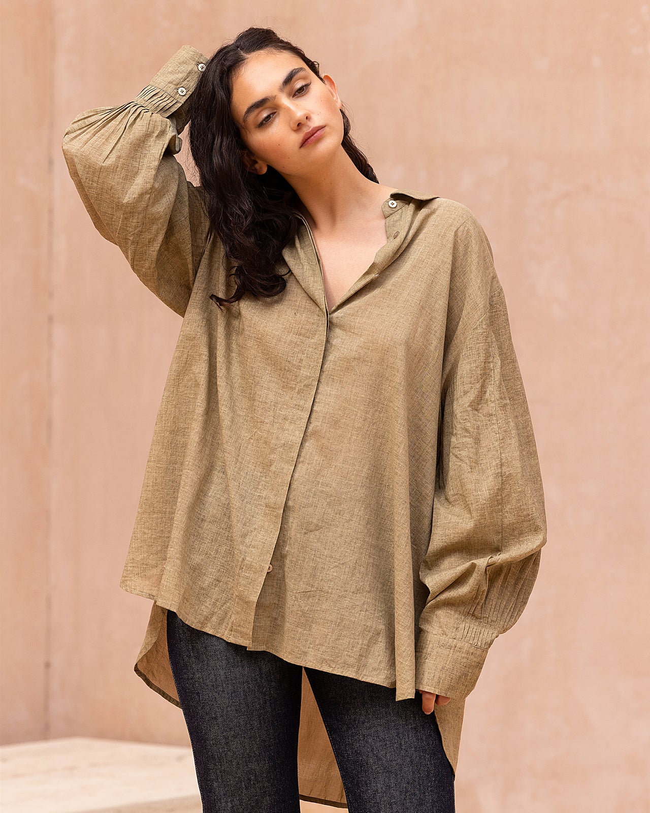 Chemise en coton biege structurée : Chemises & tops Mes Demoiselles - Image 3