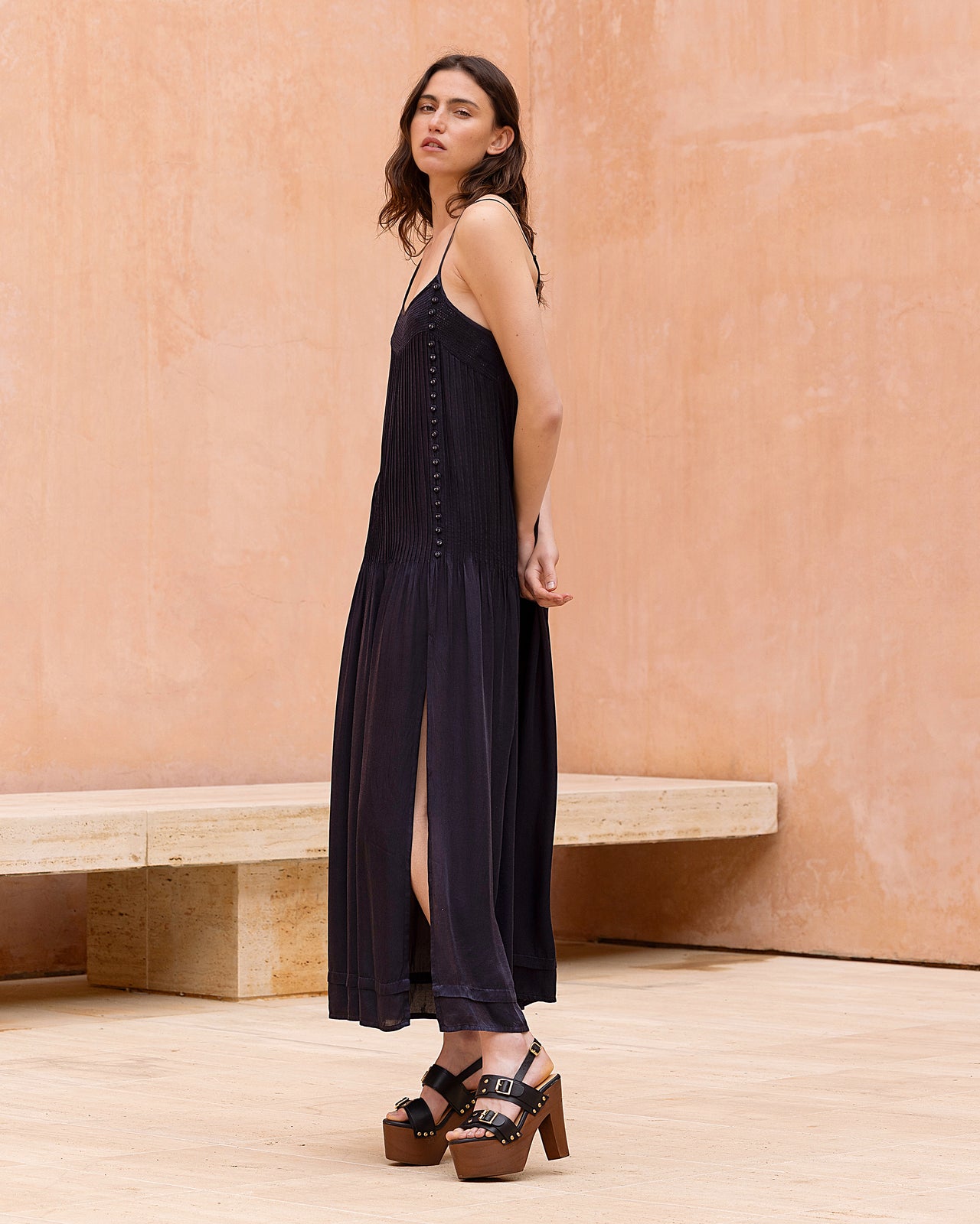 Robe Sally - Charbon : Robe à bretelles longue et fluide noire Mes Demoiselles - Image 4