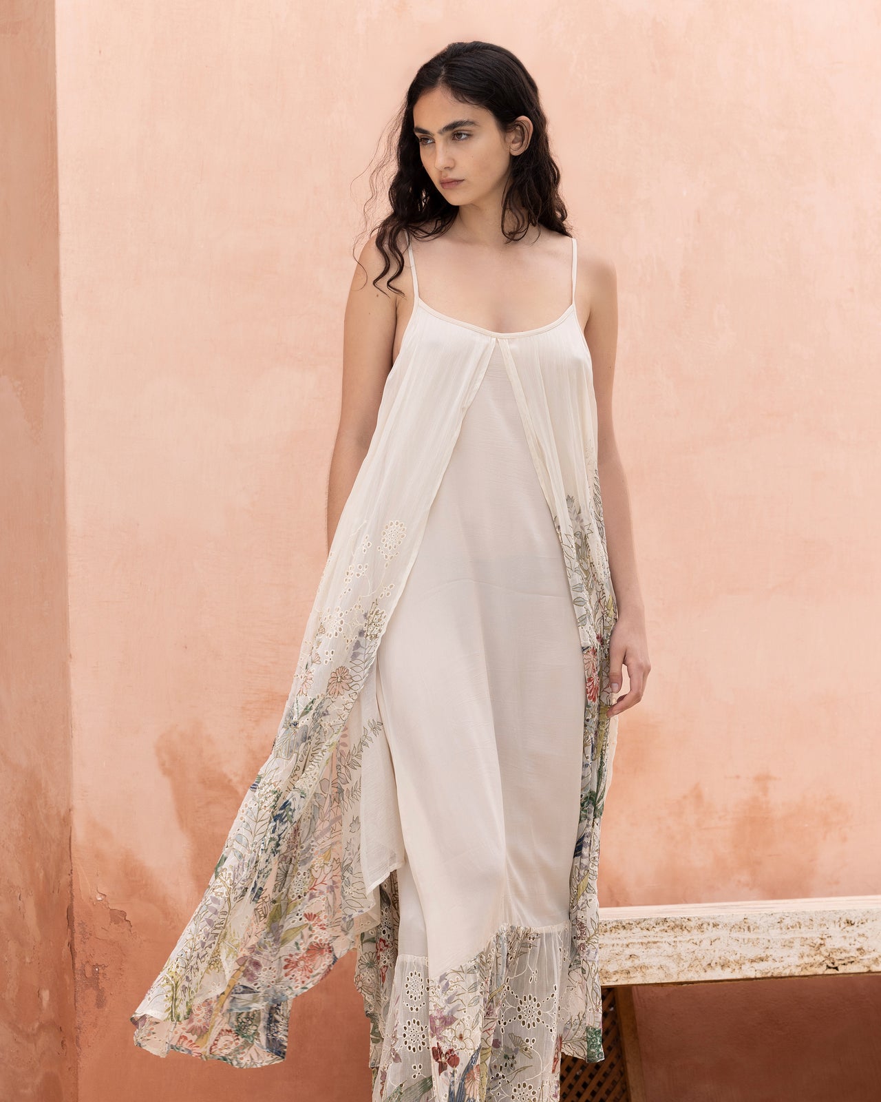 Robe Winter - Beige : Robe à fines bretelles en viscose gaufrée Mes Demoiselles - Image 4