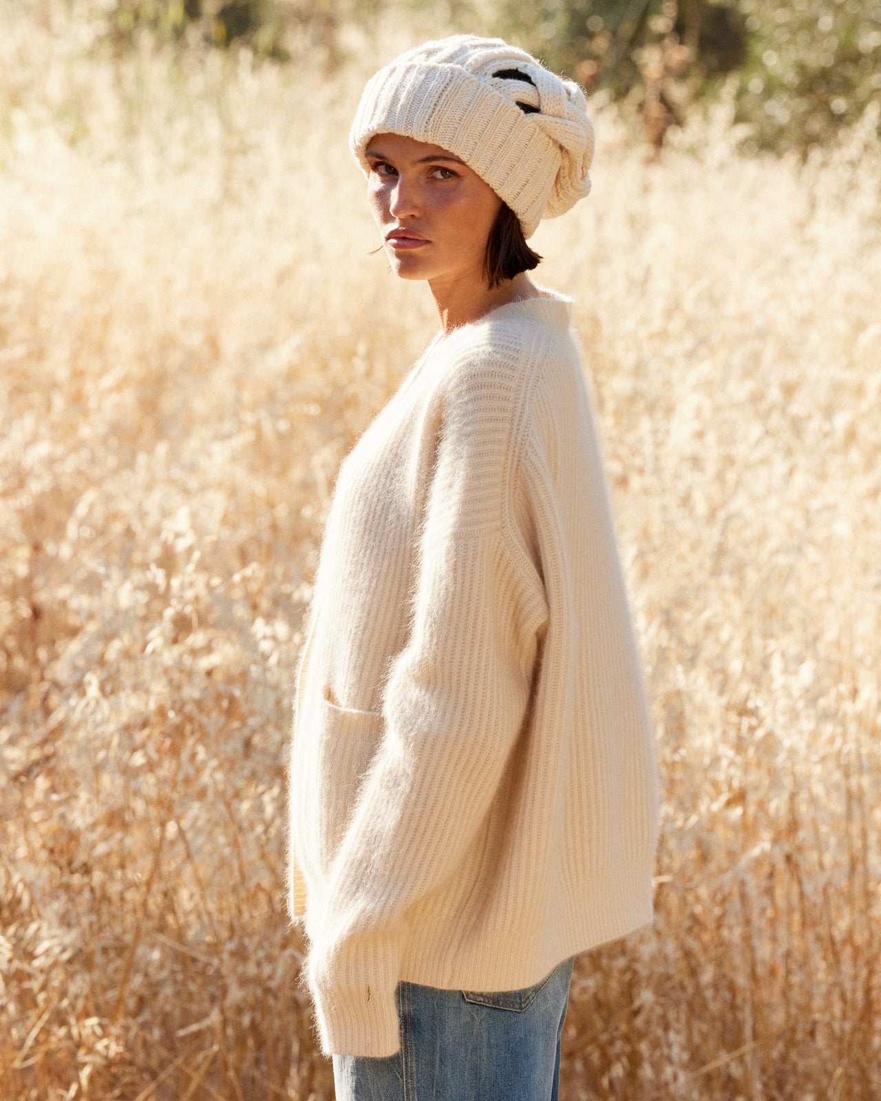 Cardigan Wocaru Ivoire : Cardigan écru en maille raccoon & laine tricot côte anglaise Mes Demoiselles - Image 5