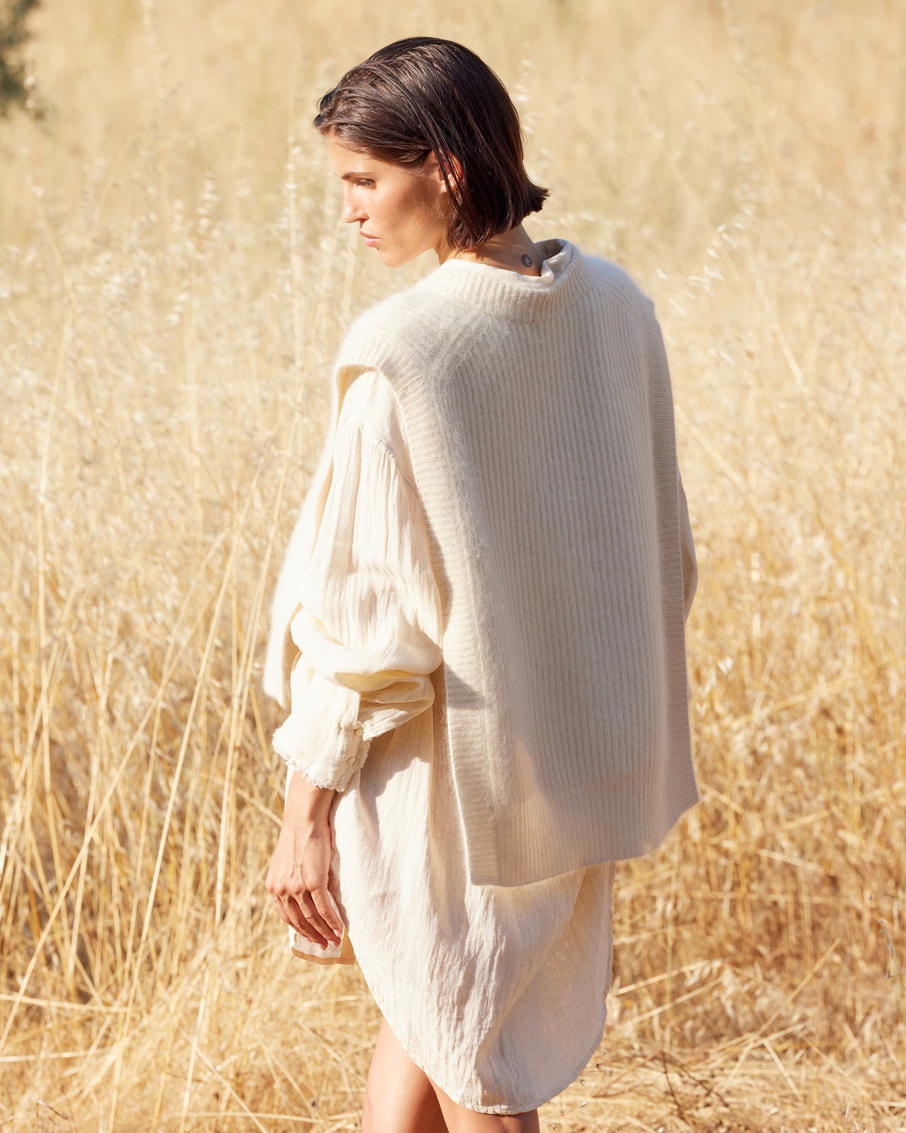 Top Wocca - Ivoire : Top poncho en maille écrue – raccoon & laine, côtes anglaises Mes Demoiselles - Image 7