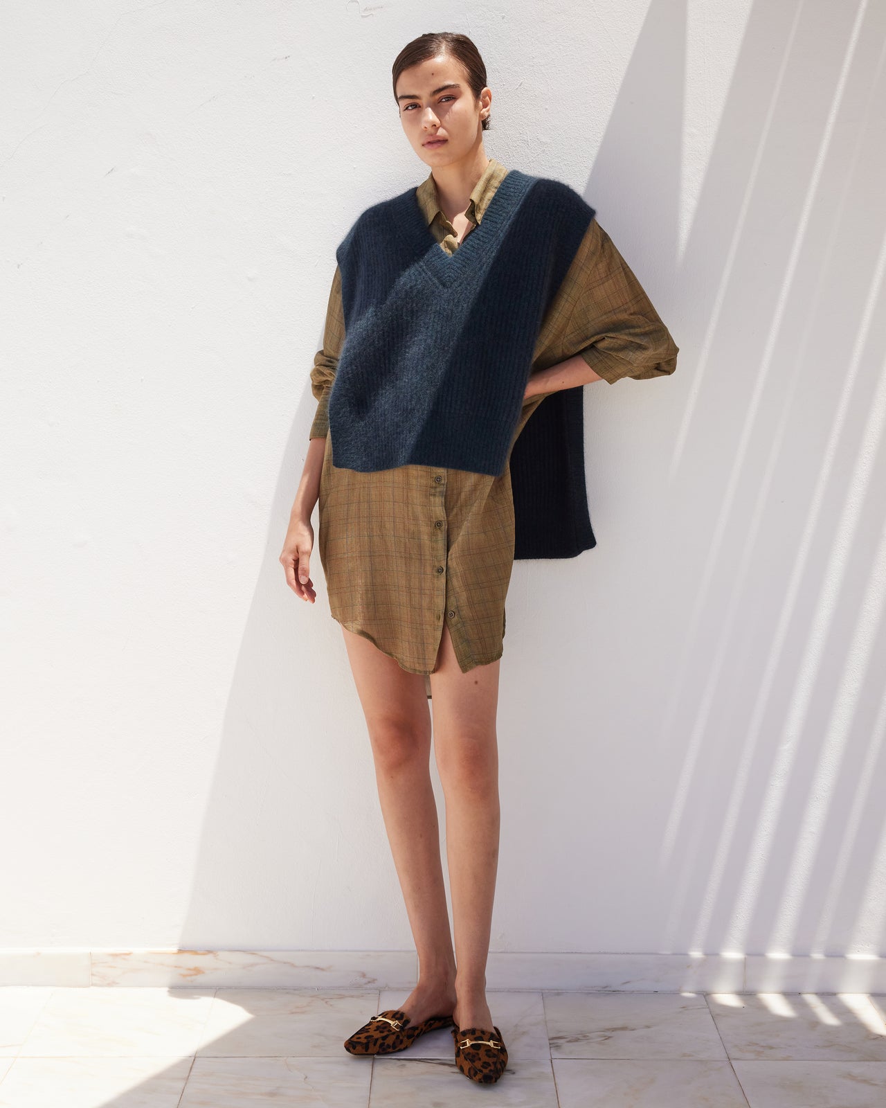 Top poncho en maille bleue marine raccoon & laine, côtes anglaises : Chemises & tops Mes Demoiselles - Image 1