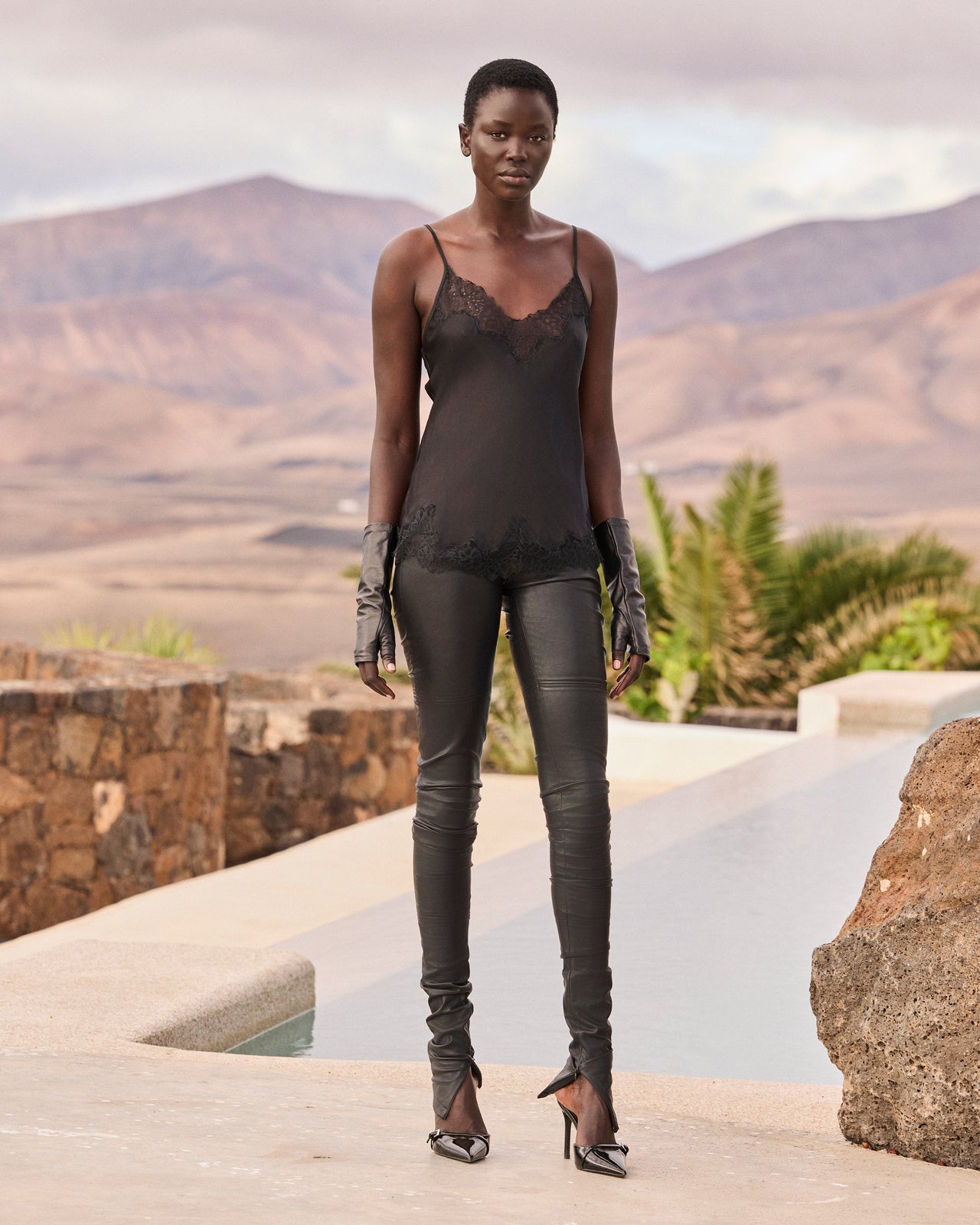 Blavia Top - Black - Image 1