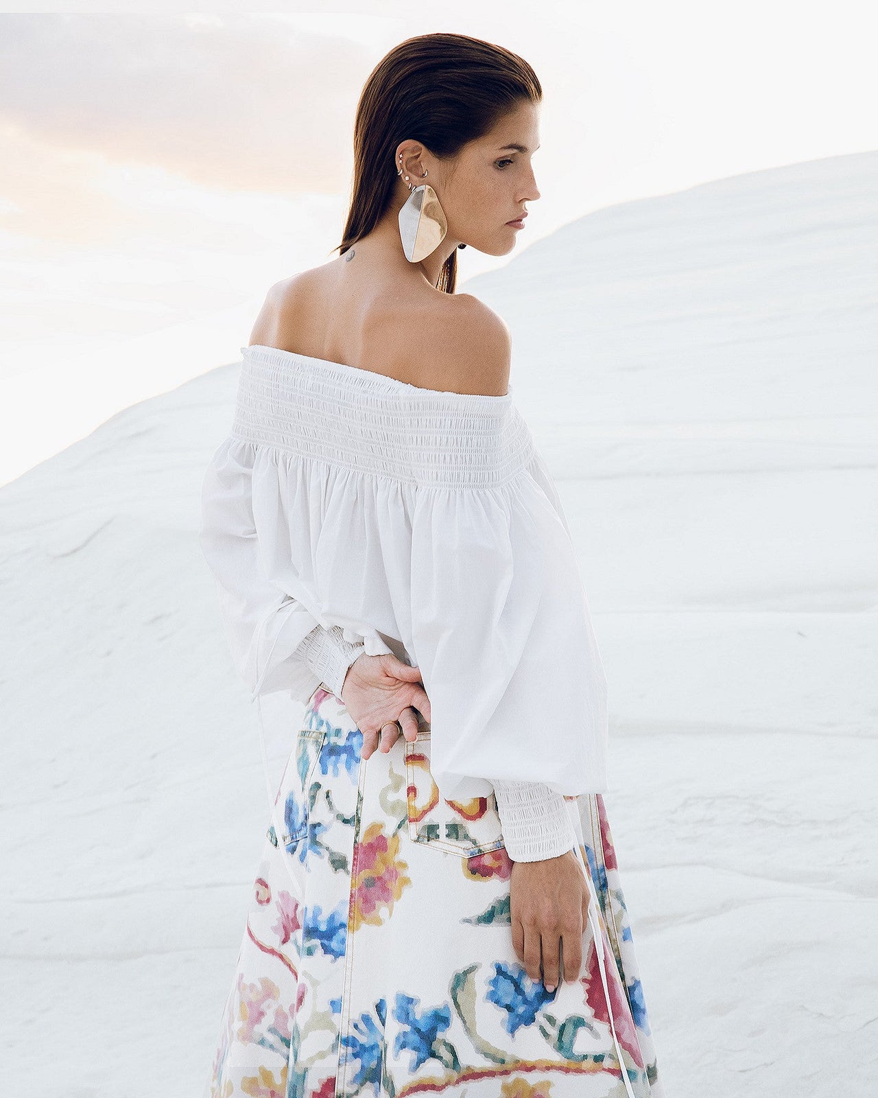 Top en popeline de coton blanche encolure smockée : Chemises & tops Mes Demoiselles - Image 3