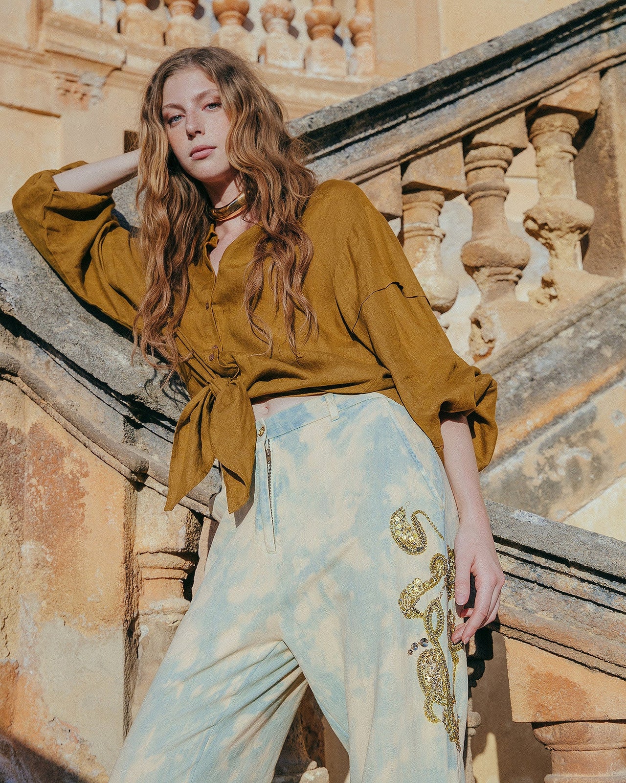 Chemise en lin couleur bronze à nouer : Chemises & tops Mes Demoiselles - Image 3