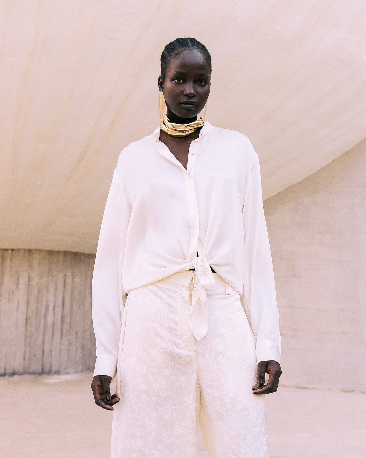 Chemise Silveness - Ivoire : Chemise en satin de soie ivoire aux lignes épurées Mes Demoiselles - Image 4