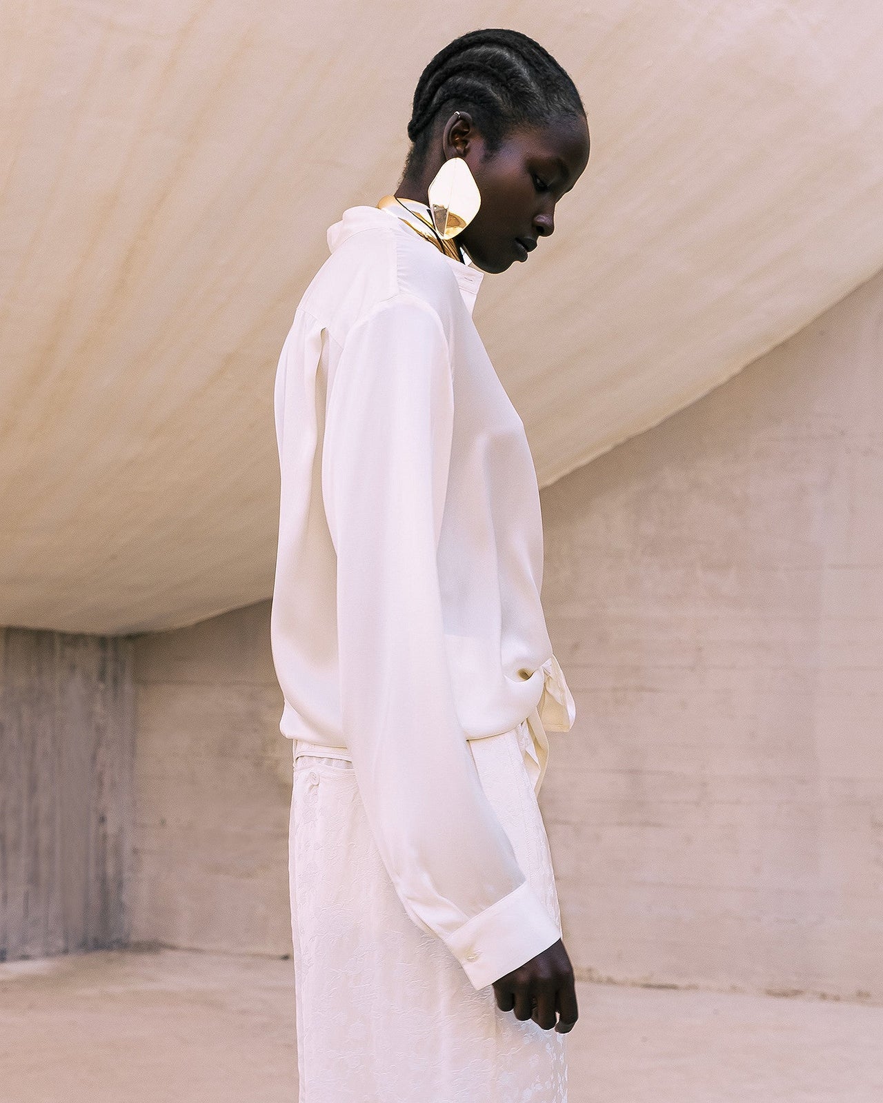 Chemise Silveness - Ivoire : Chemise en satin de soie ivoire aux lignes épurées Mes Demoiselles - Image 5