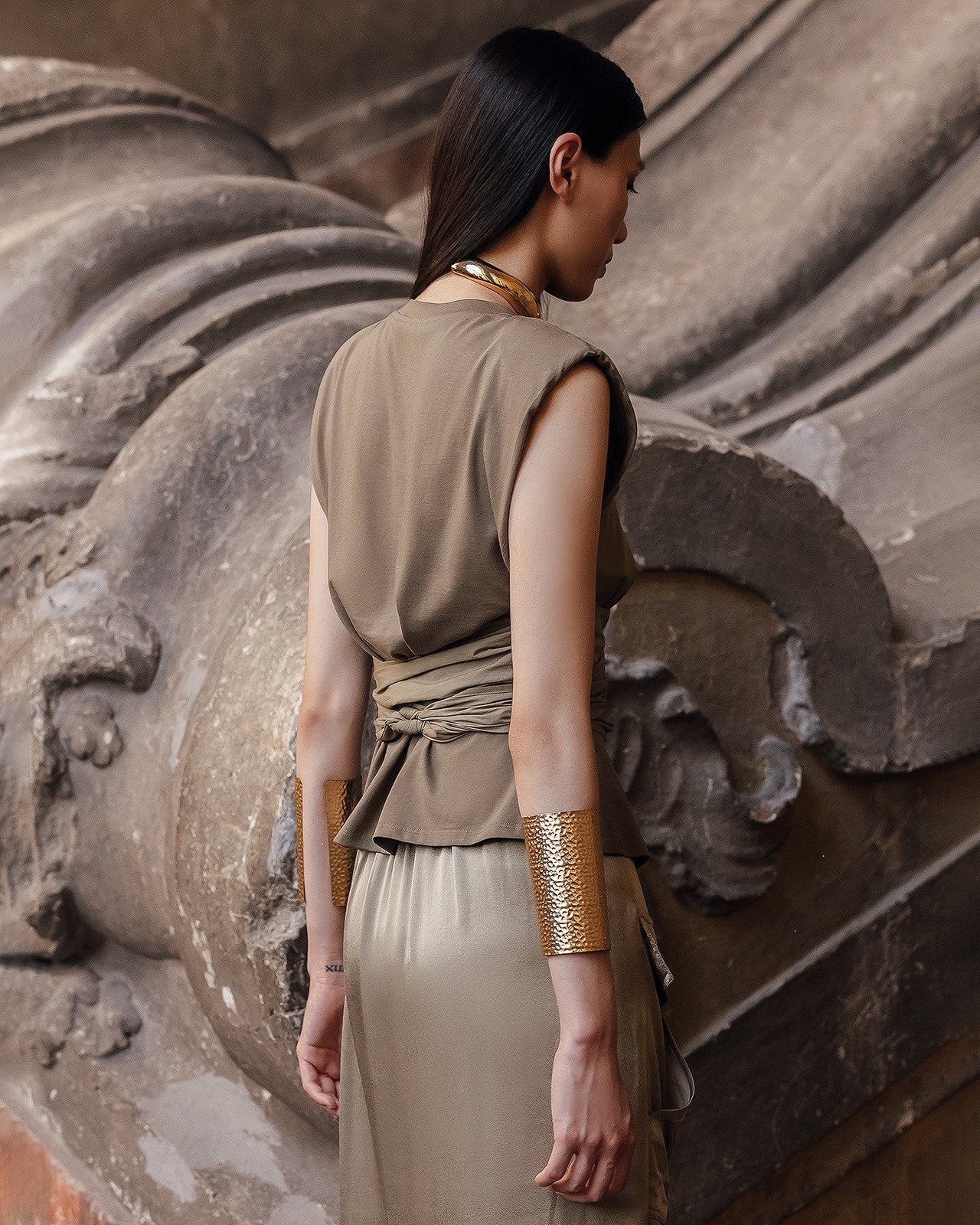 Top Vera - Kaki : Dualité des matières pour un top façon bustier Mes Demoiselles - Image 4