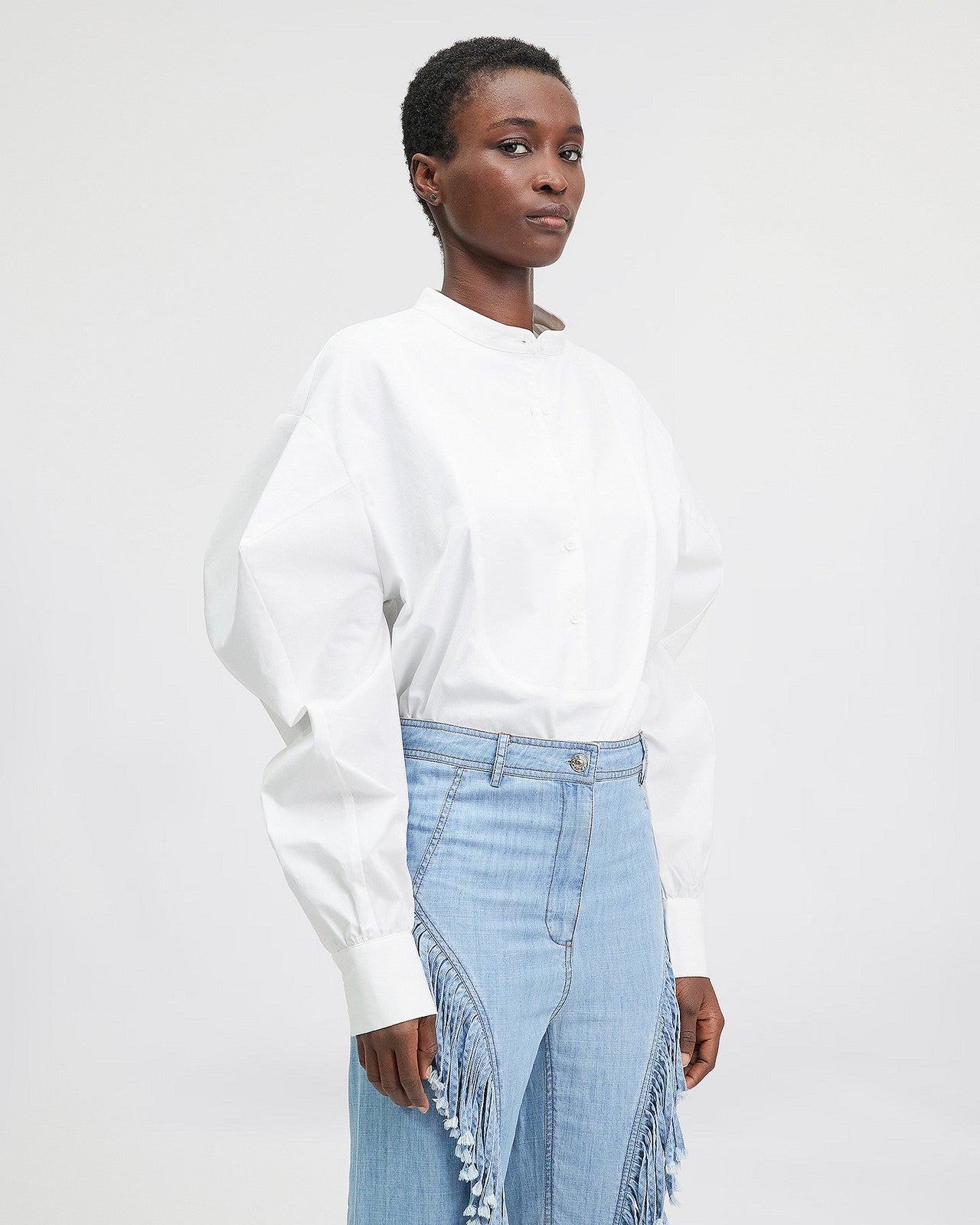 Blouse Aria - Blanc : Chemise blanche bi-matière aux manches volumineuses Mes Demoiselles - Image 6