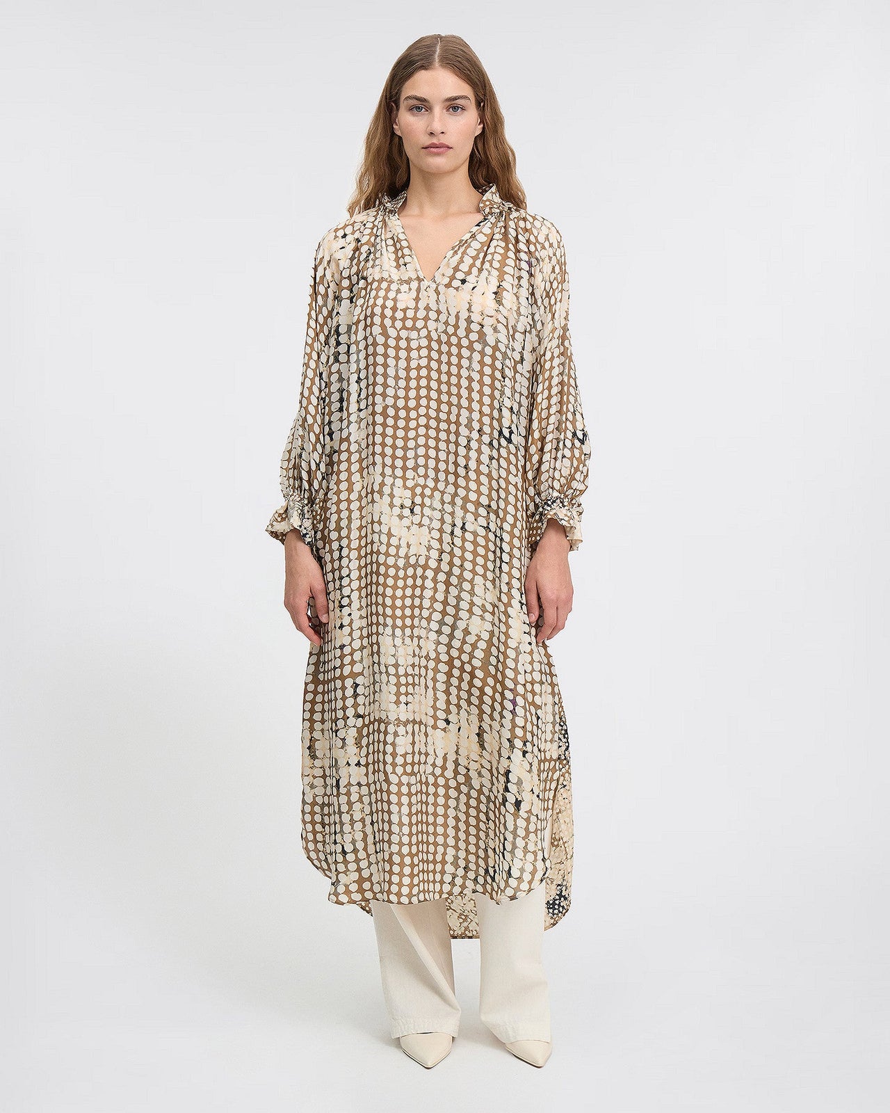 Robe féminine en soie imprimé pois beige : Robes Mes Demoiselles - Image 1