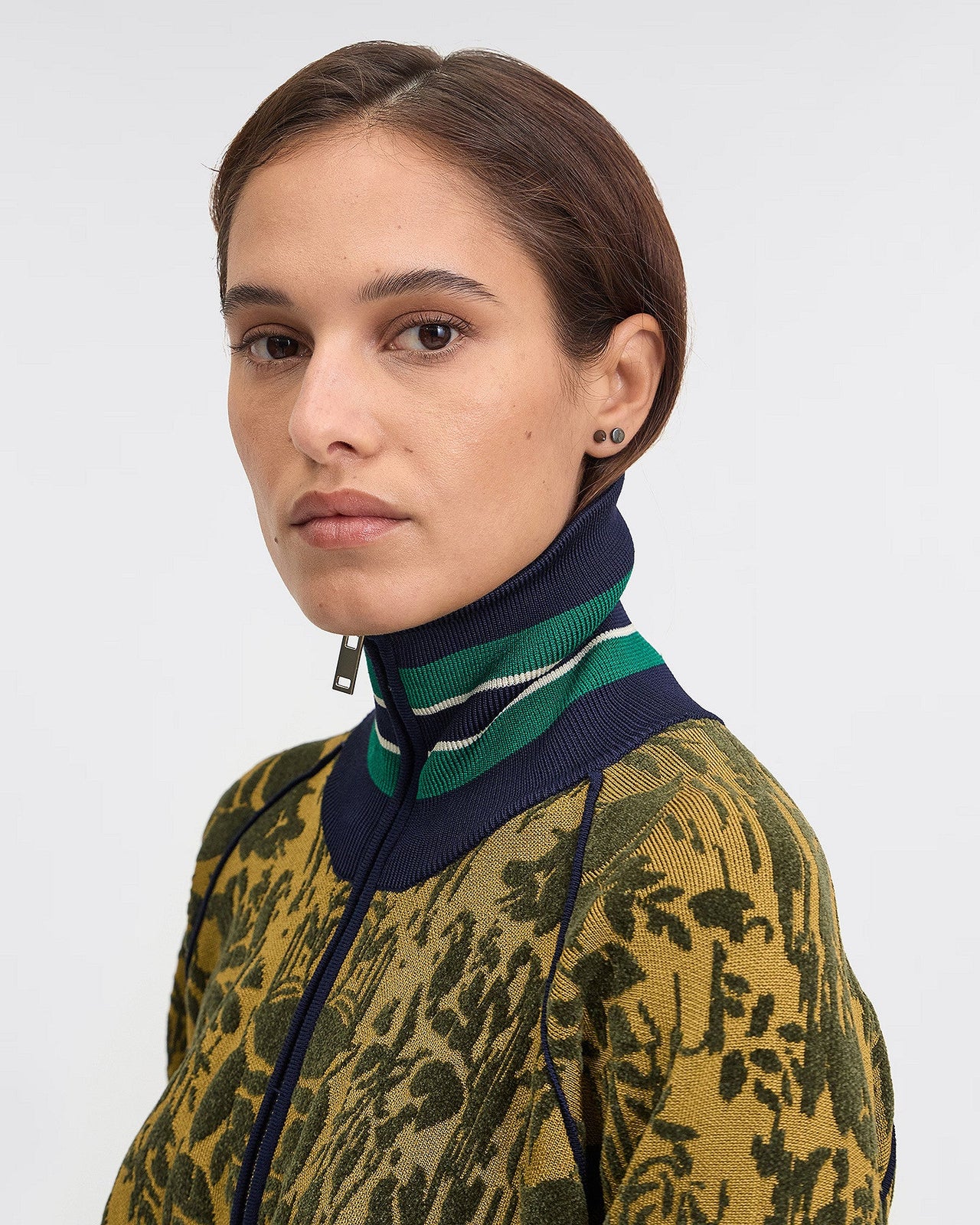 Veste Banaj - Kaki : Veste au look sportif en jacquard de velours Mes Demoiselles - Image 5