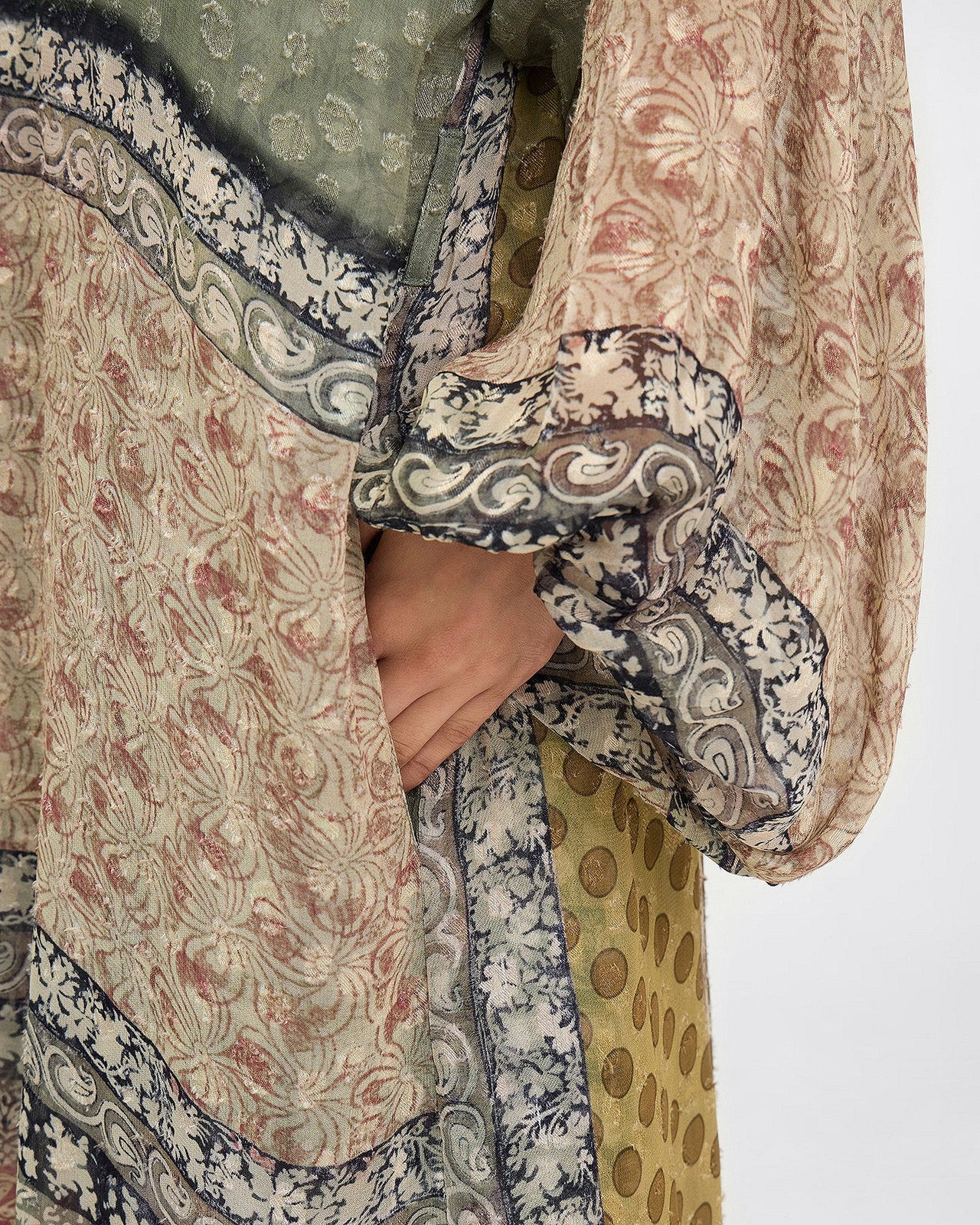 Kimono Sacra - Vert : Kimono long en viscose jacquard Mes Demoiselles - Image 5