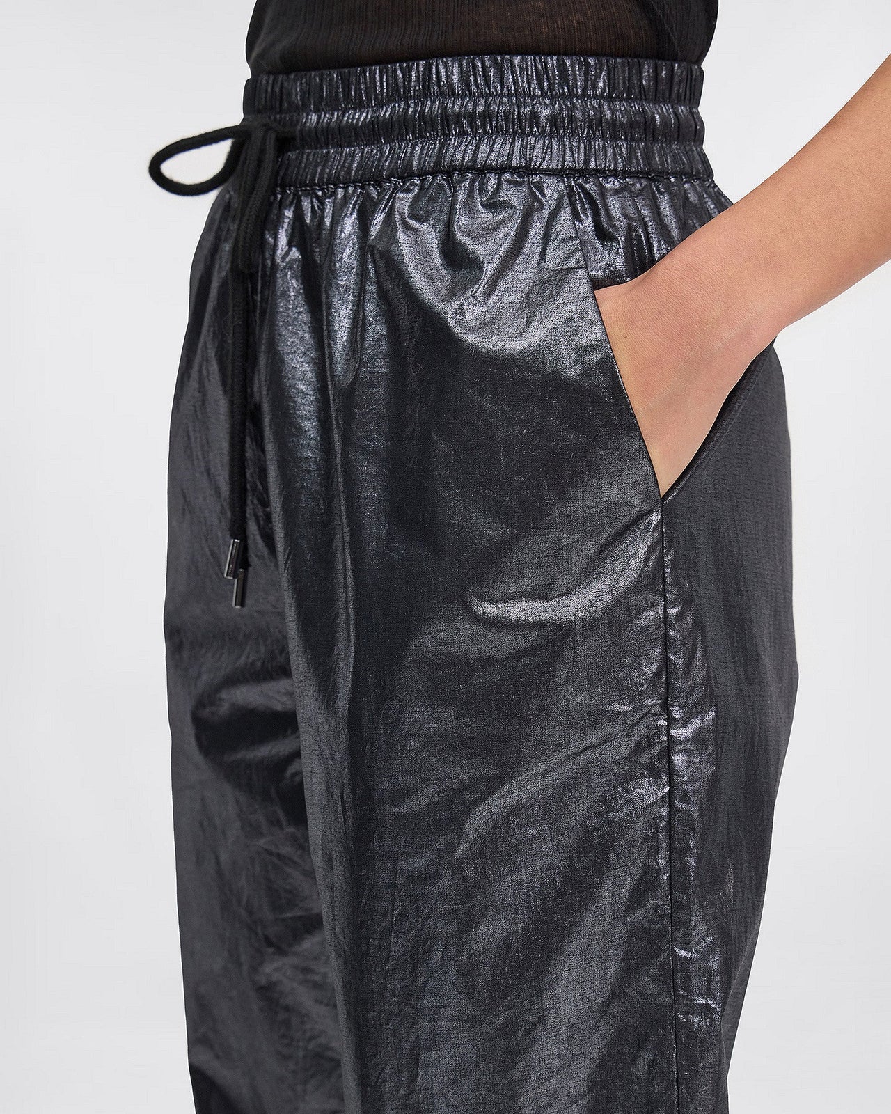 Pantalon Elta - Argent : Pantalon esprit jogging avec enduction silver Mes Demoiselles - Image 4