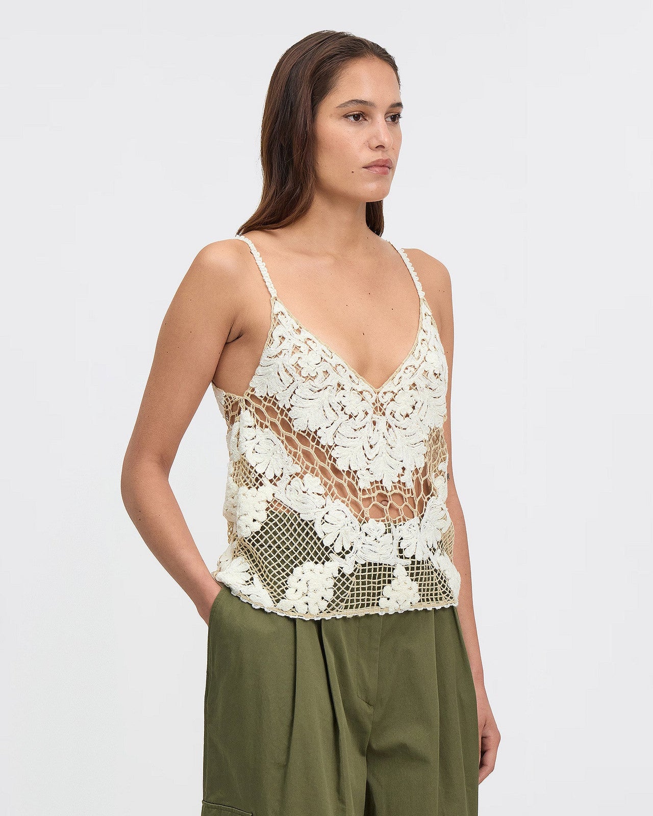 Débardeur à fines bretelles ivoire au crochet : Chemises & tops Mes Demoiselles - Image 3