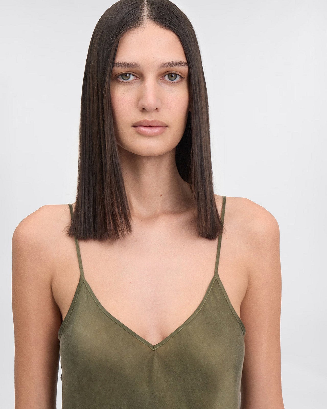 Top Majoris - Kaki : Top turquoise à fines bretelles en cupro mélangé Mes Demoiselles - Image 6