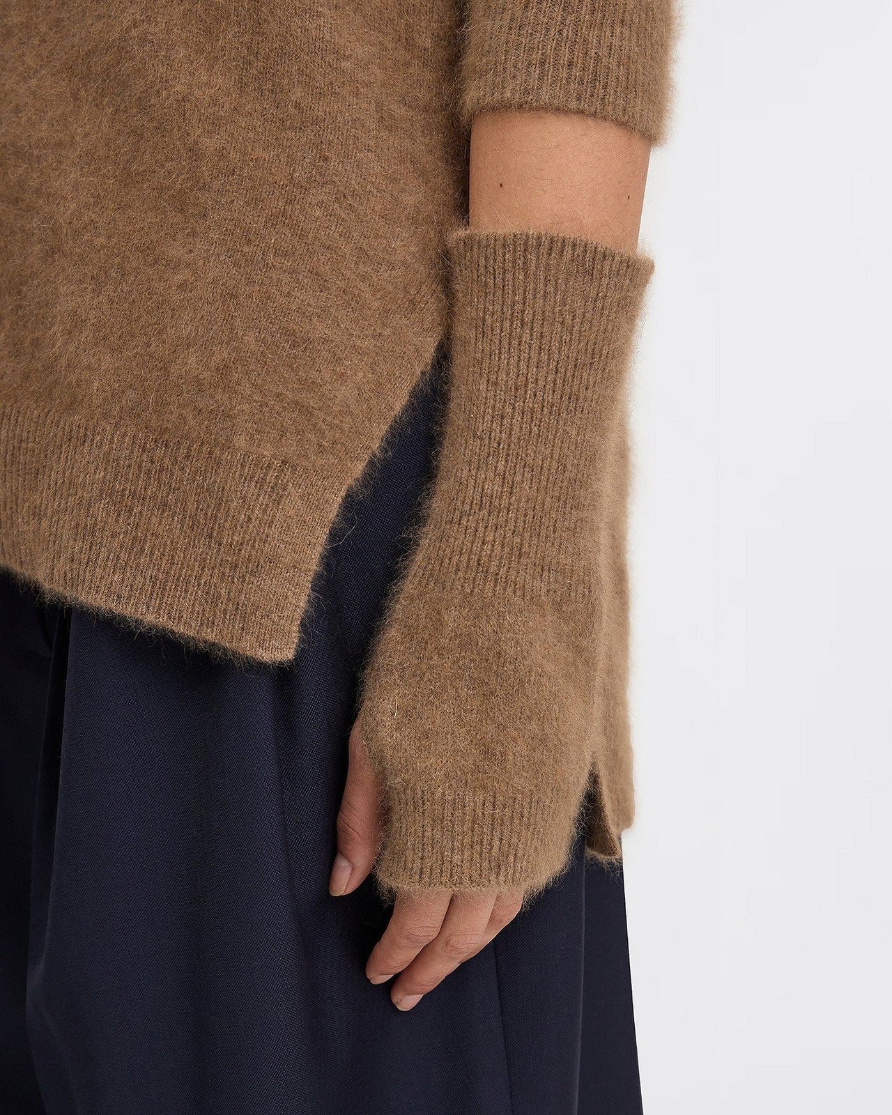 Mitaine en laine de raccoon marron : Accessoires Mes Demoiselles - Image 2