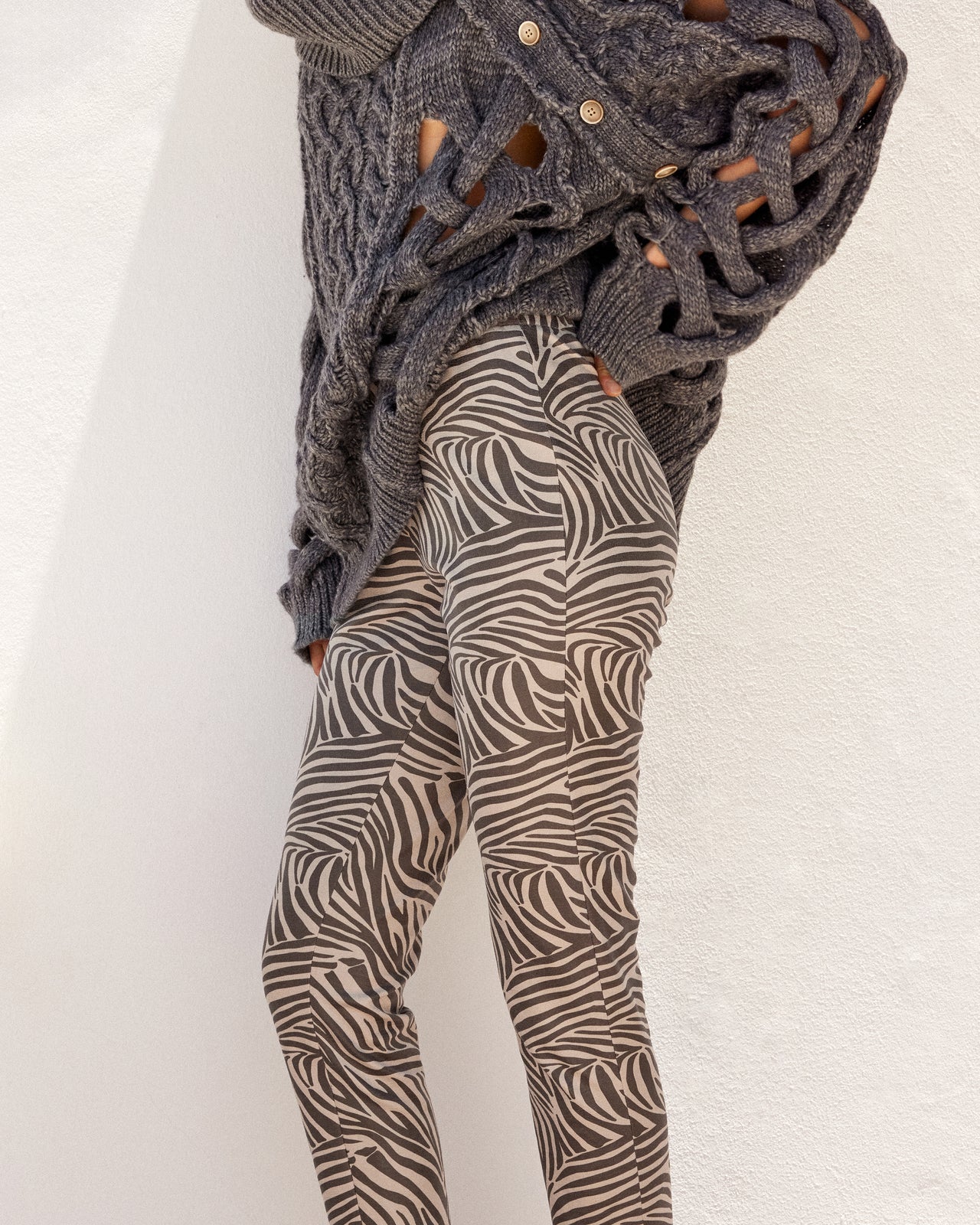 Seara Leggings - Black and White - Image 4
