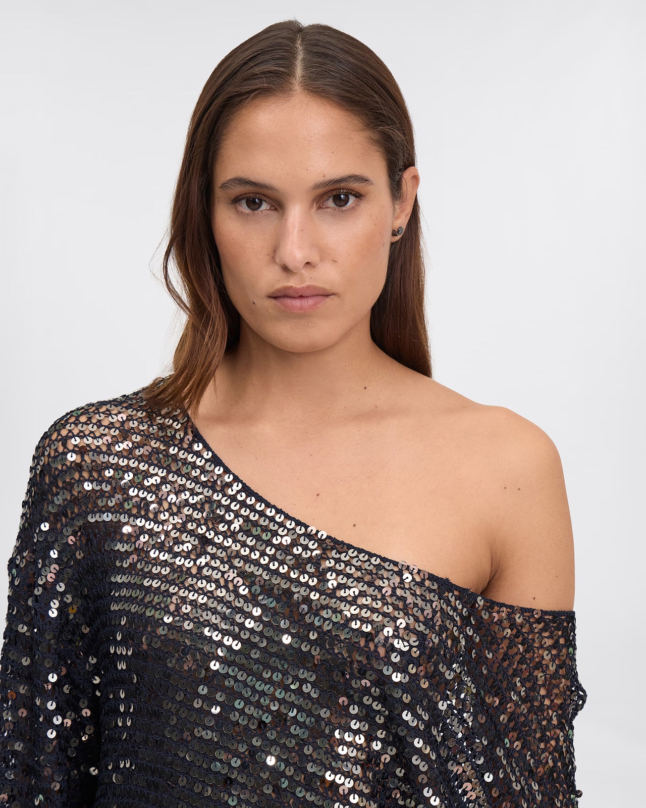 Pull Caspar - Noir : Pull en filet de sequins anthracite Mes Demoiselles - Image 6