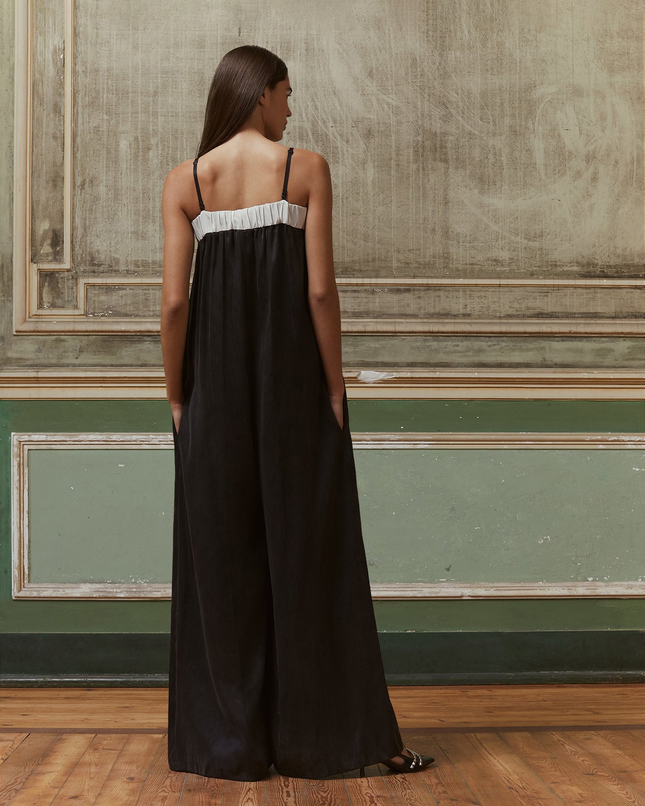 Combinaison Fred - Noir : Combinaison pantalon noire en lyocell Mes Demoiselles - Image 4