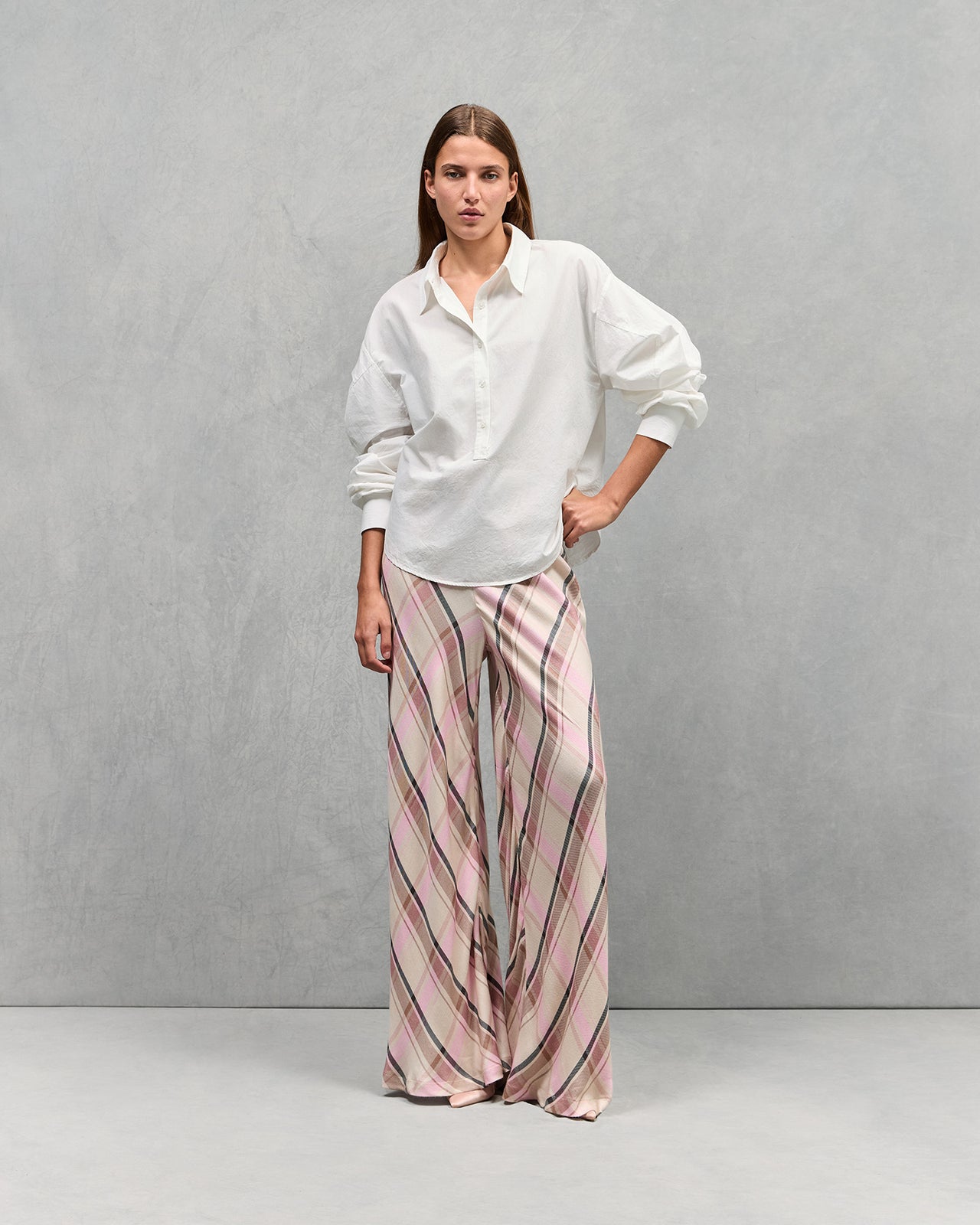 Pantalon souple en flanelle rose et beige : Pantalons & combinaisons Mes Demoiselles - Image 1
