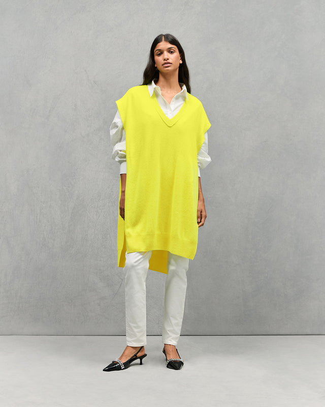 Poncho Neko - Yellow - Image 1
