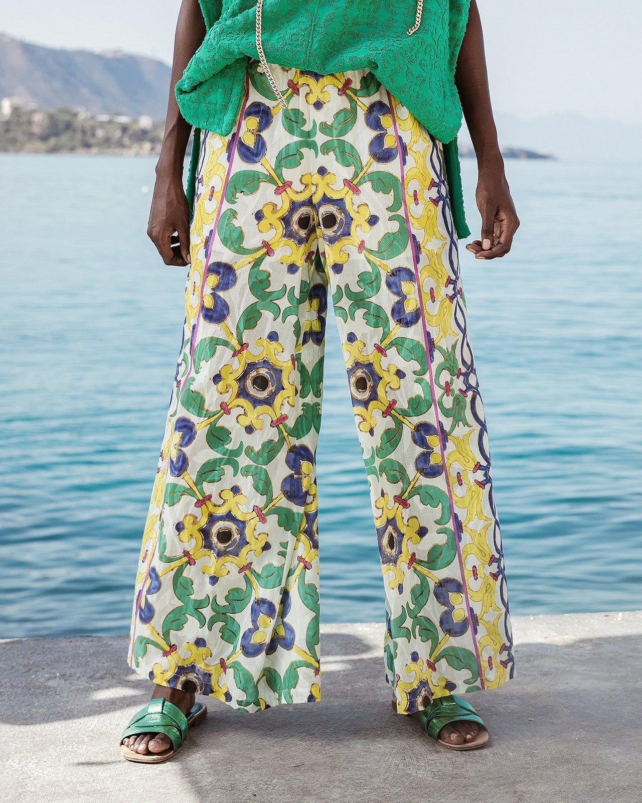 Pantalon en coton multicolore imprimé placé : Pantalons & combinaisons Mes Demoiselles - Image 2