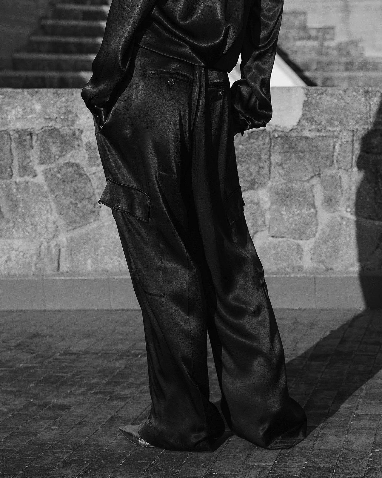 Pantalon Silma - Noir : Pantalon noir long et ample avec poches côtés Mes Demoiselles - Image 6