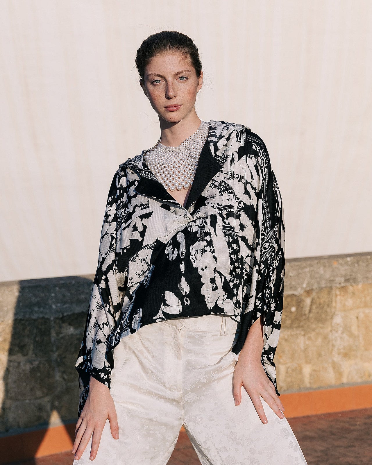 Pull Waddine  Noir / Blanc | Mes Demoiselles Paris - Image 1