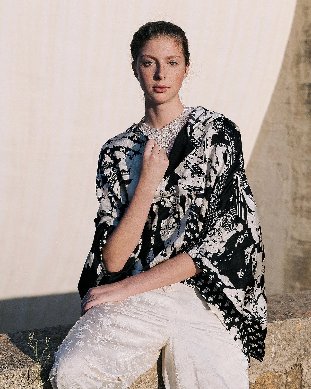 Pull Waddine  Noir / Blanc | Mes Demoiselles Paris - Image 2