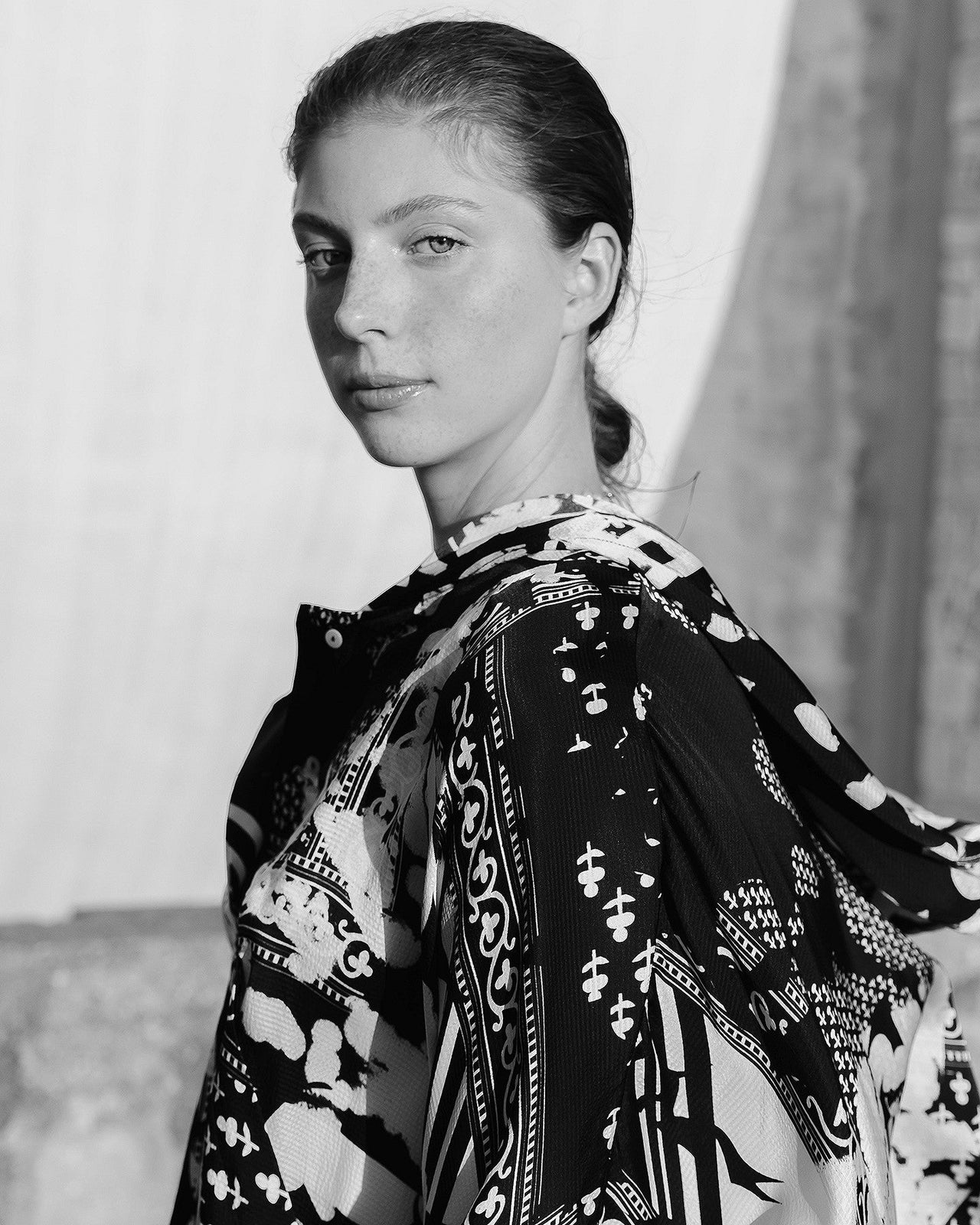 Pull Waddine  Noir / Blanc | Mes Demoiselles Paris - Image 3