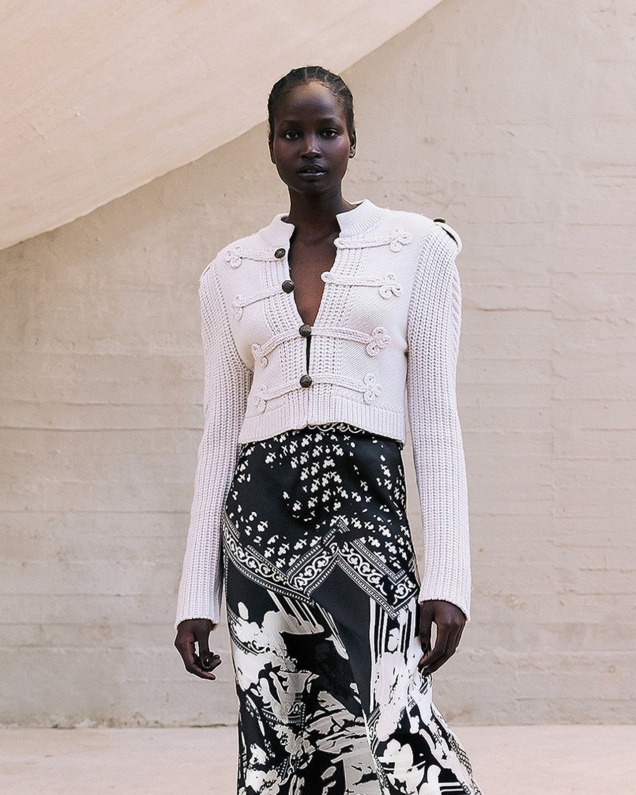 Cardigan officier en maille et jeu de passementerie : Pulls & gilets Mes Demoiselles - Image 1