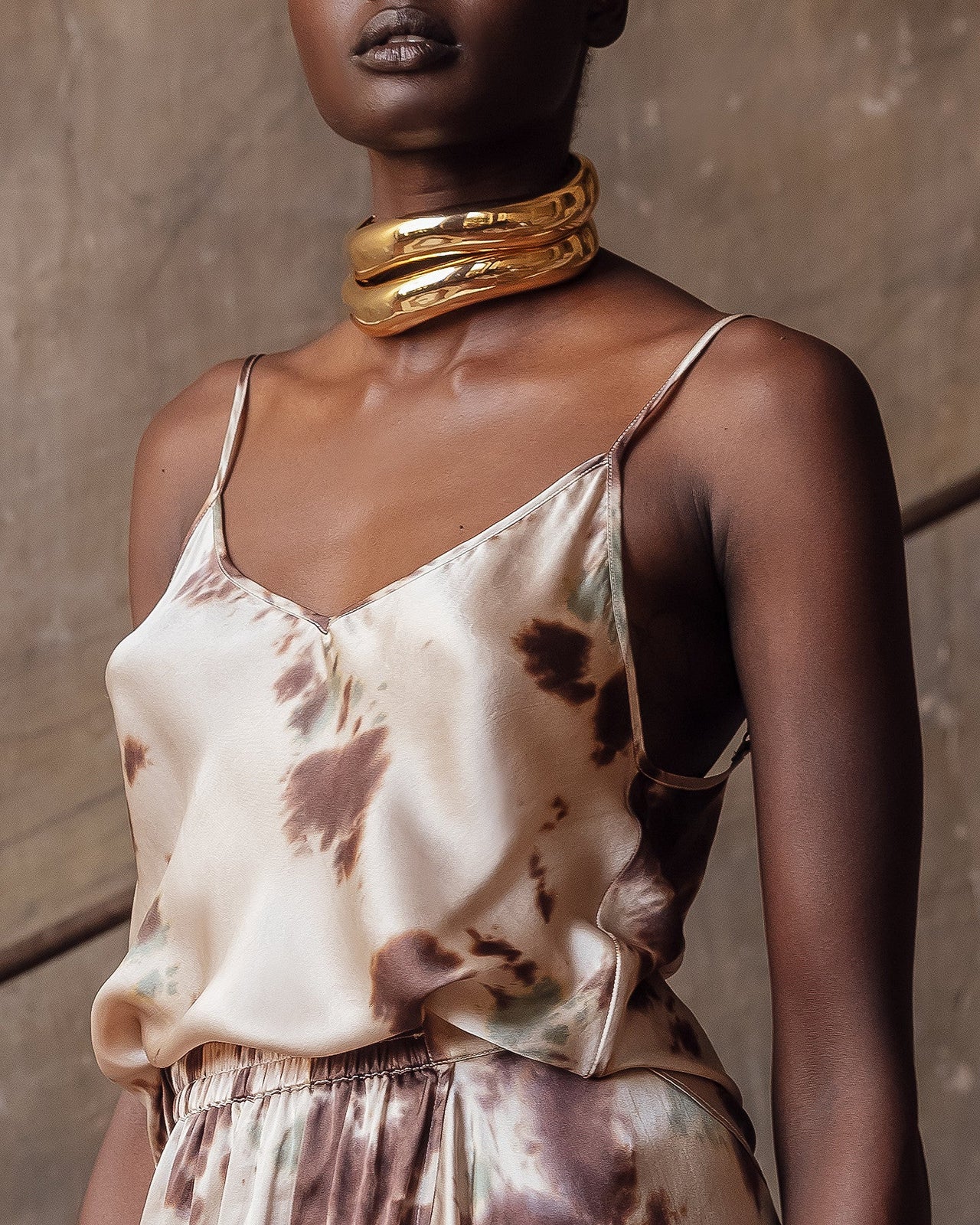 Top Mizel - Marron : Top à fines bretelles en soie tye&dye Mes Demoiselles - Image 6