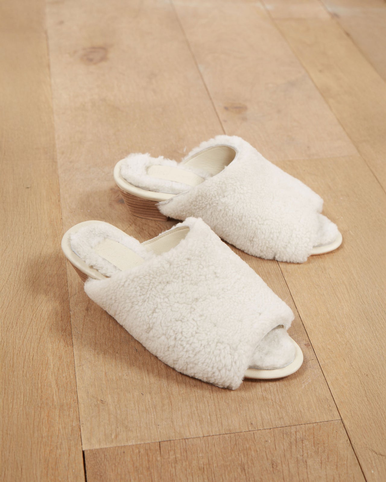 Moogli Shoes - Ecru - Image 2