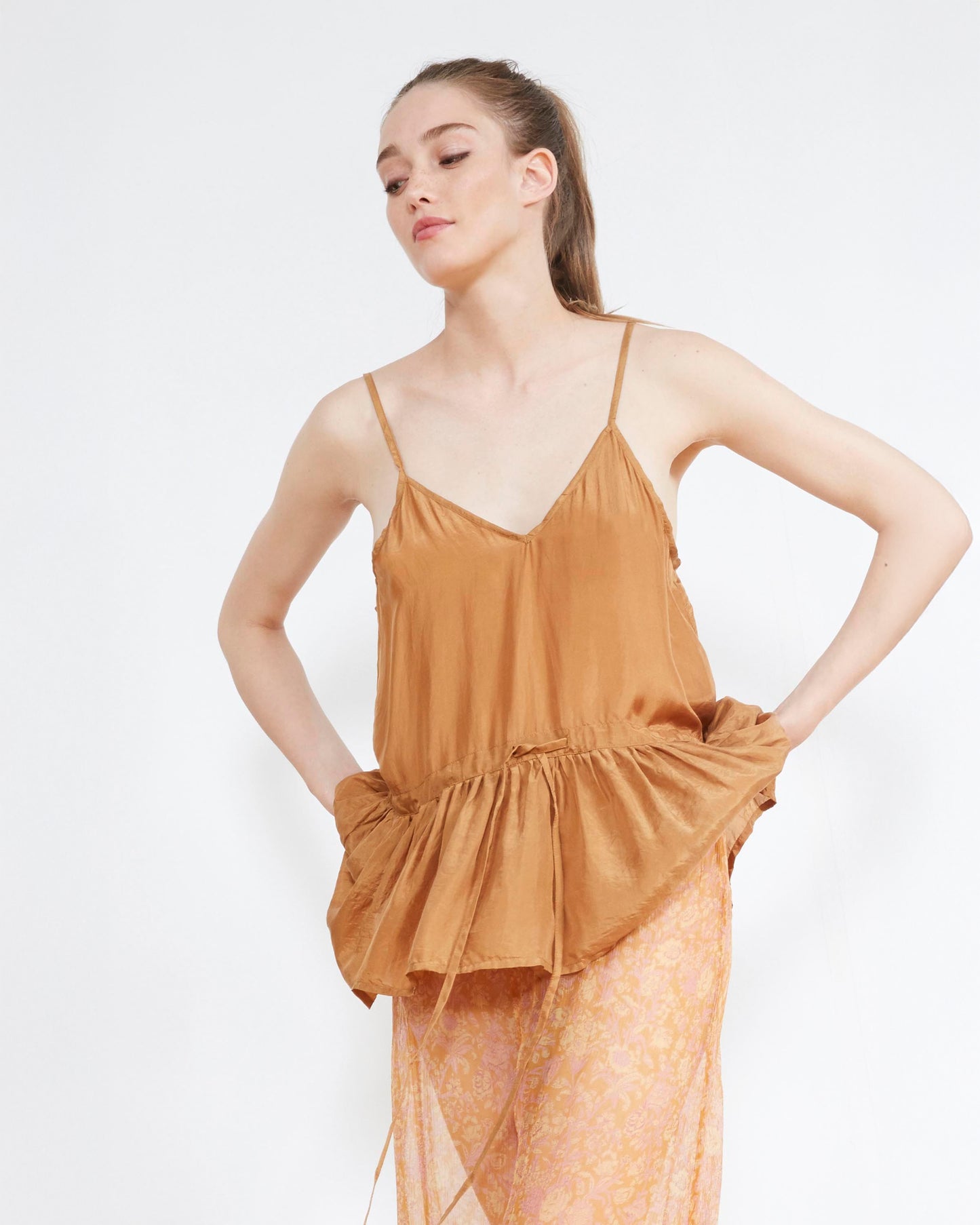 Elvira Top - Hazelnut