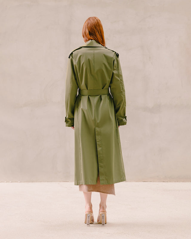 Trench - coat kaki fluide, classique revisité, longueur maxi chic - Manteaux & vestes Mes Demoiselles - Image 3