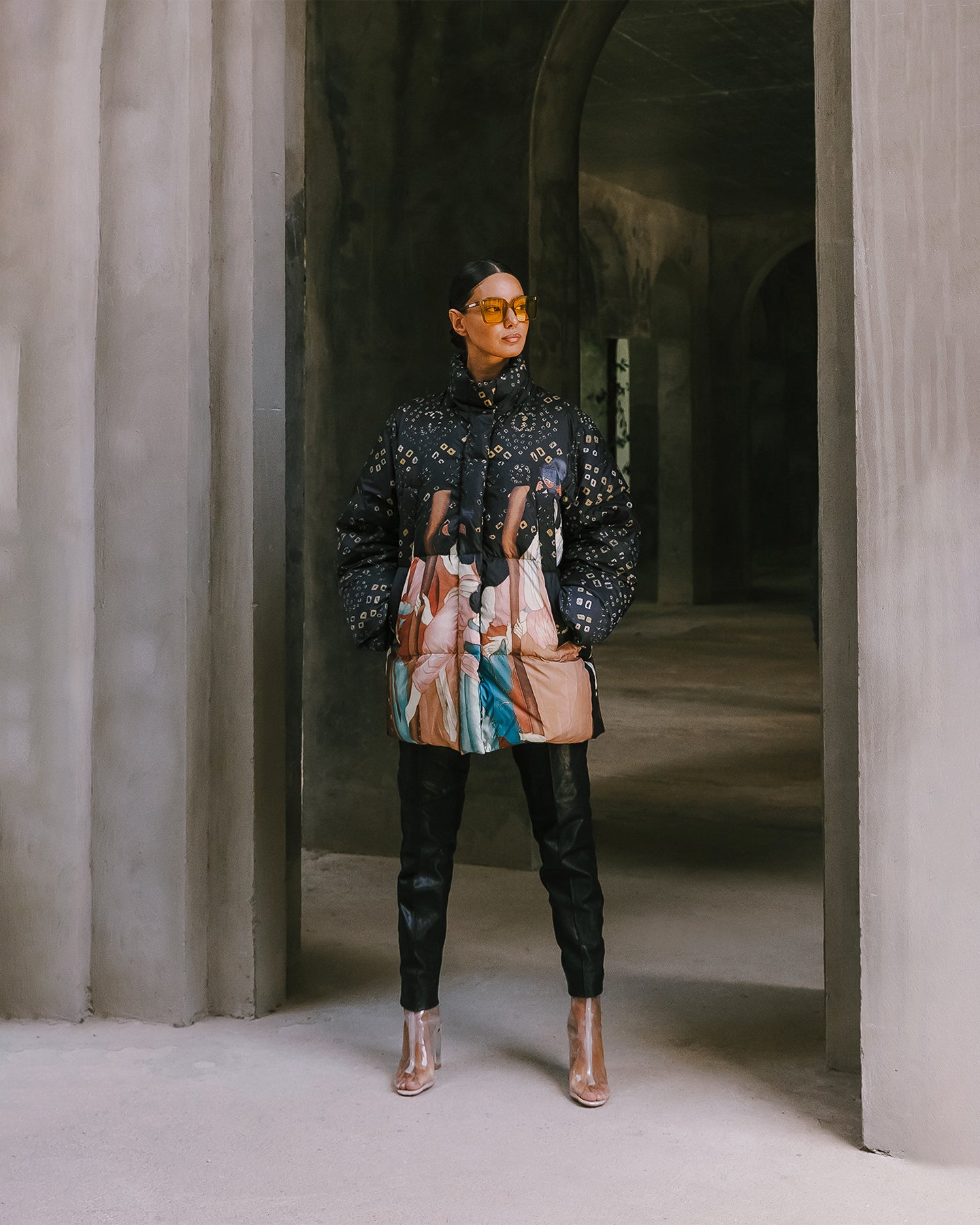 Doudoune "Mir" chaude, chic, matelassée noire avec imprimé figuratif - Manteaux & vestes Mes Demoiselles