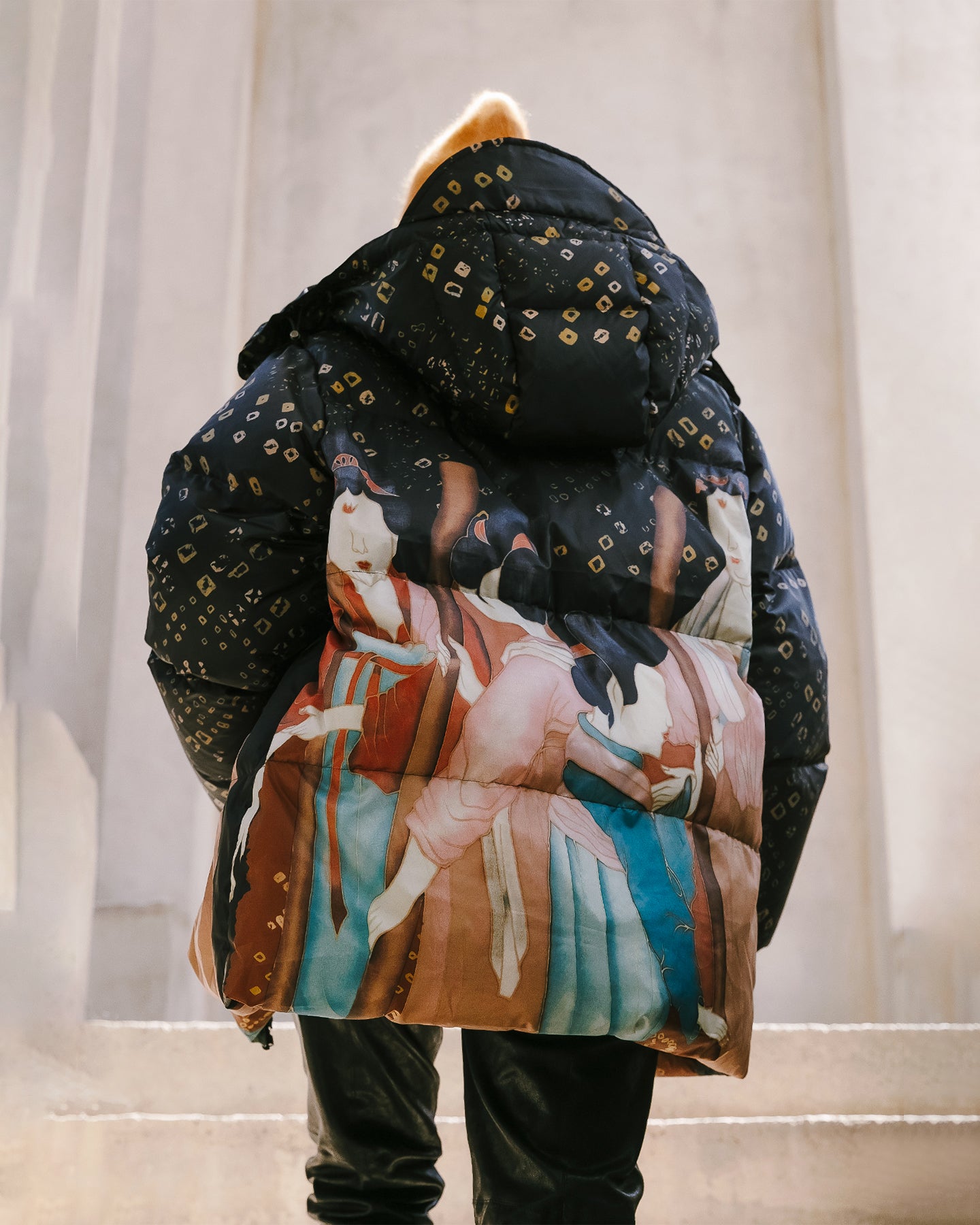 Doudoune "Mir" chaude, chic, matelassée noire avec imprimé figuratif - Manteaux & vestes Mes Demoiselles